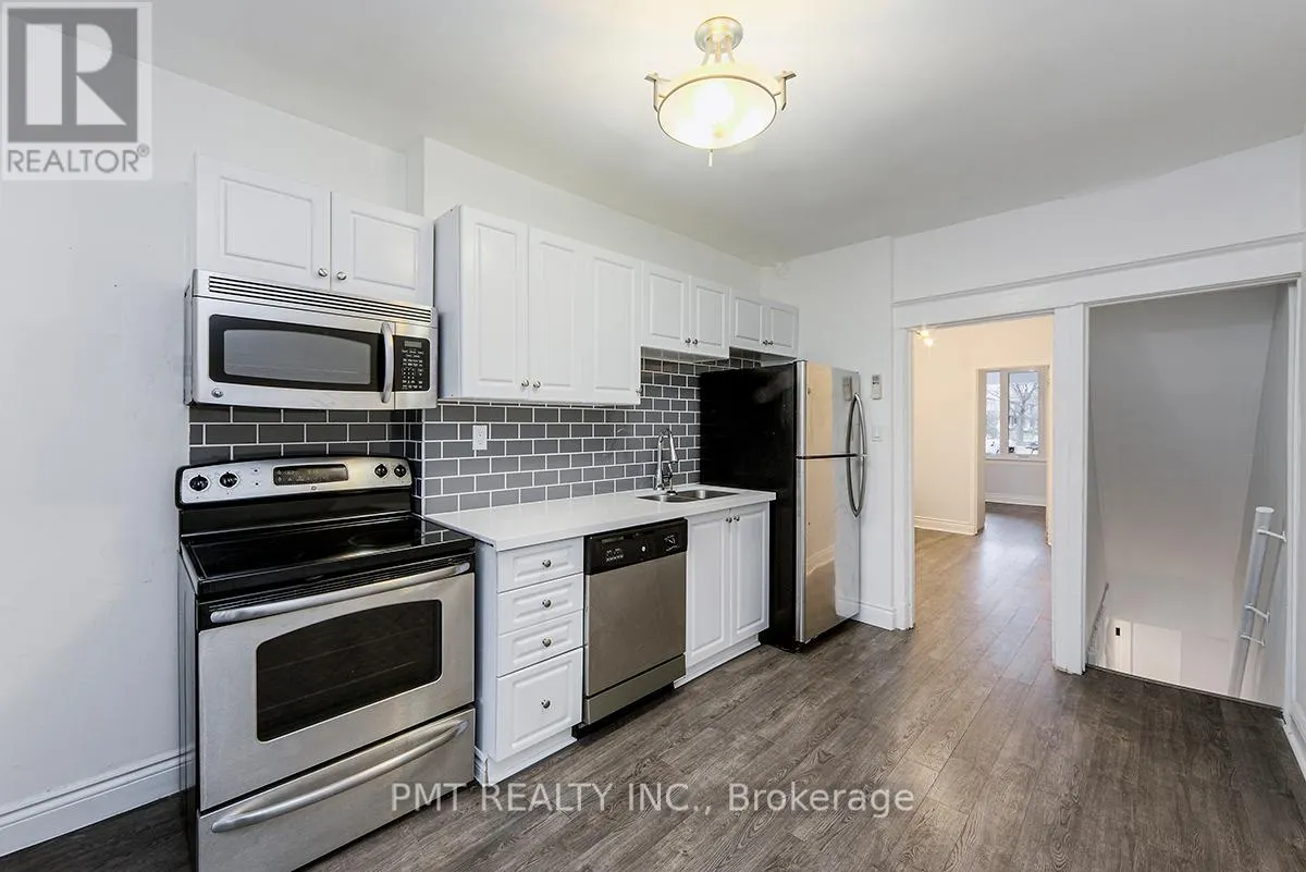 MAIN - 863 PAPE AVENUE