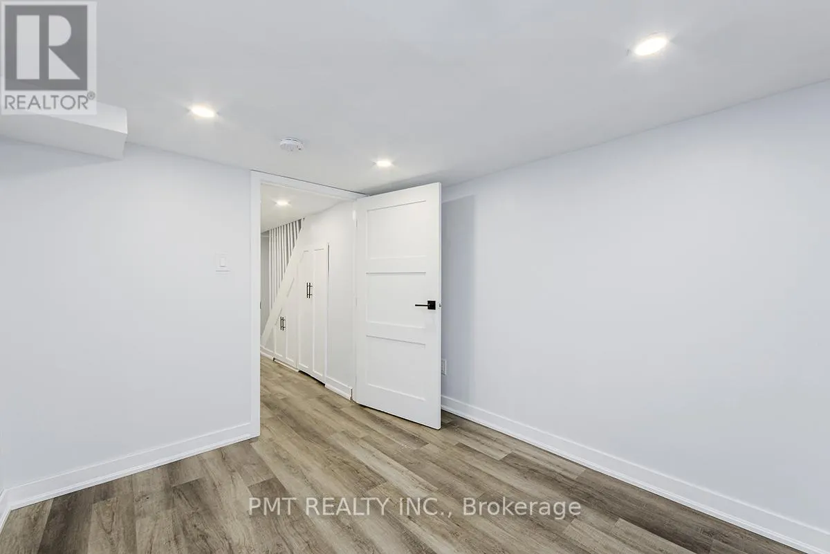 MAIN - 863 PAPE AVENUE