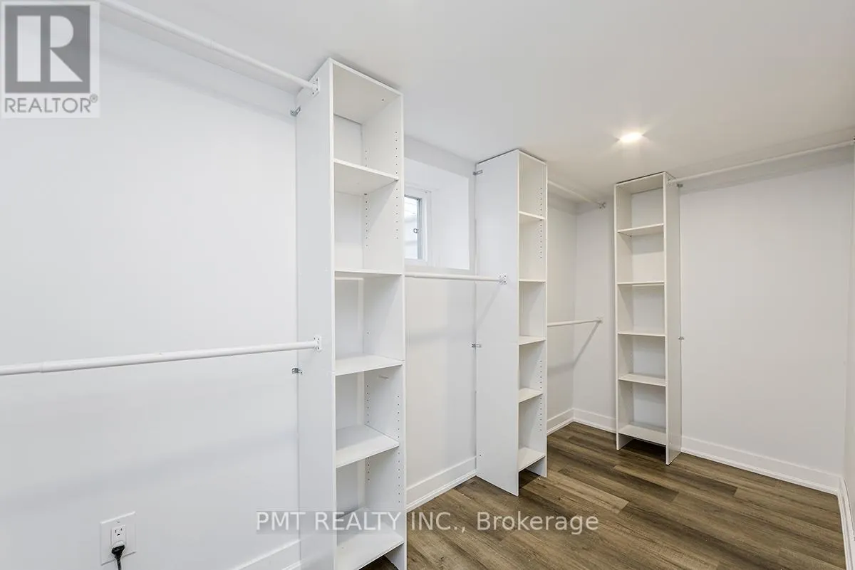 MAIN - 863 PAPE AVENUE