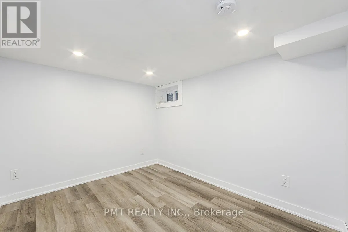 MAIN - 863 PAPE AVENUE