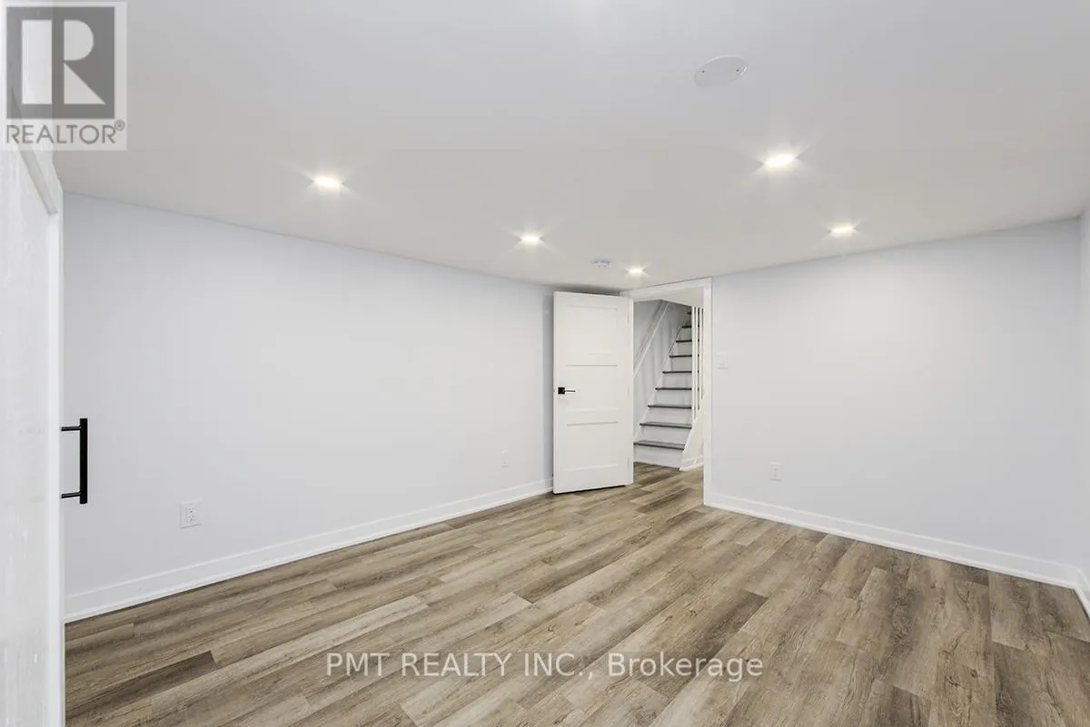 MAIN - 863 PAPE AVENUE