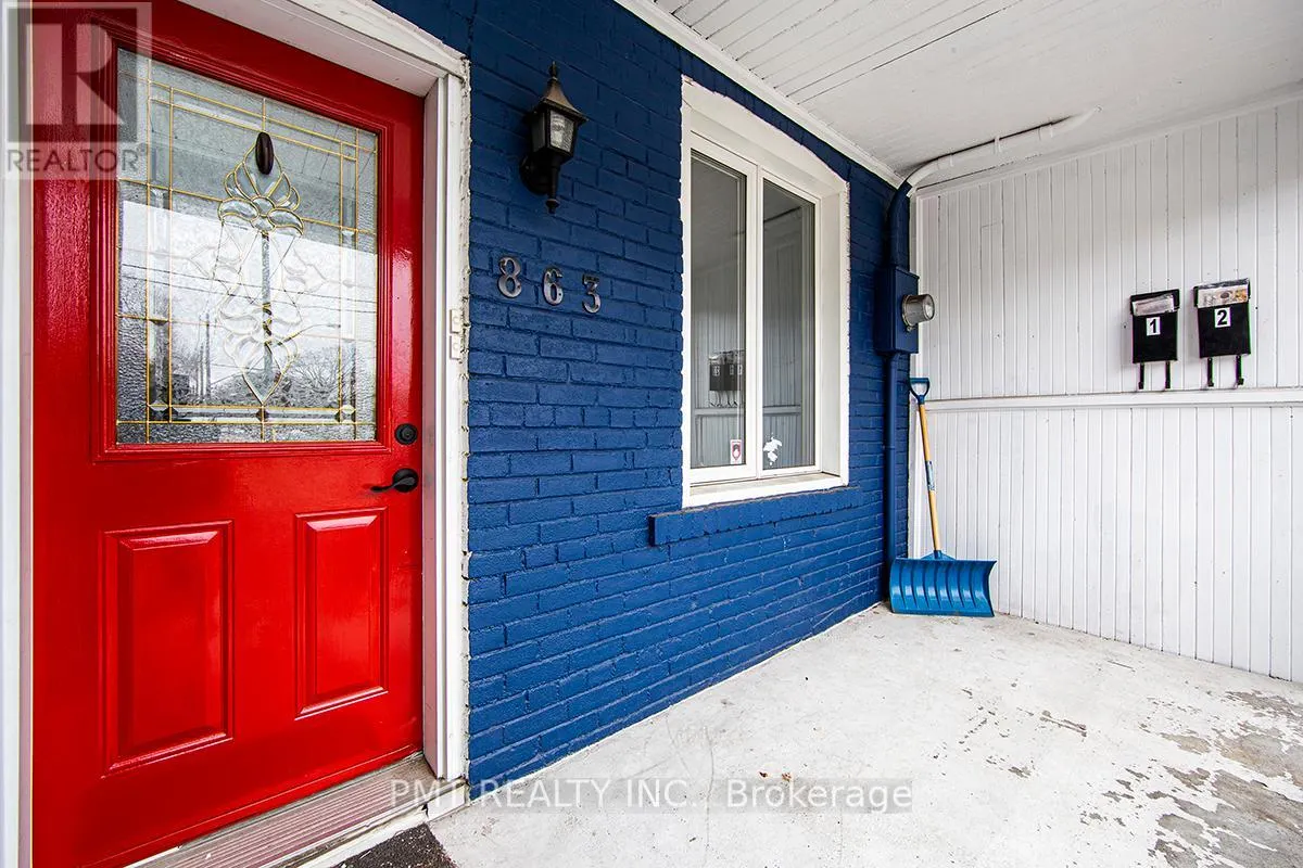 MAIN - 863 PAPE AVENUE