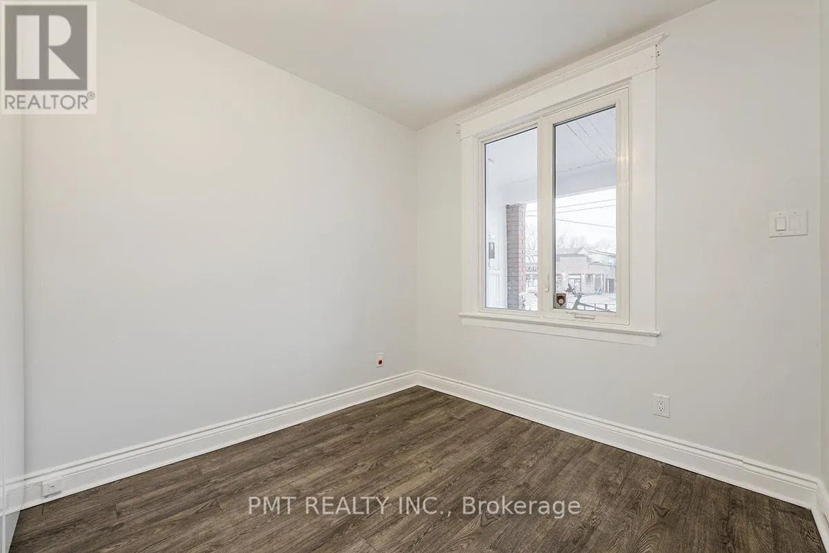 MAIN - 863 PAPE AVENUE
