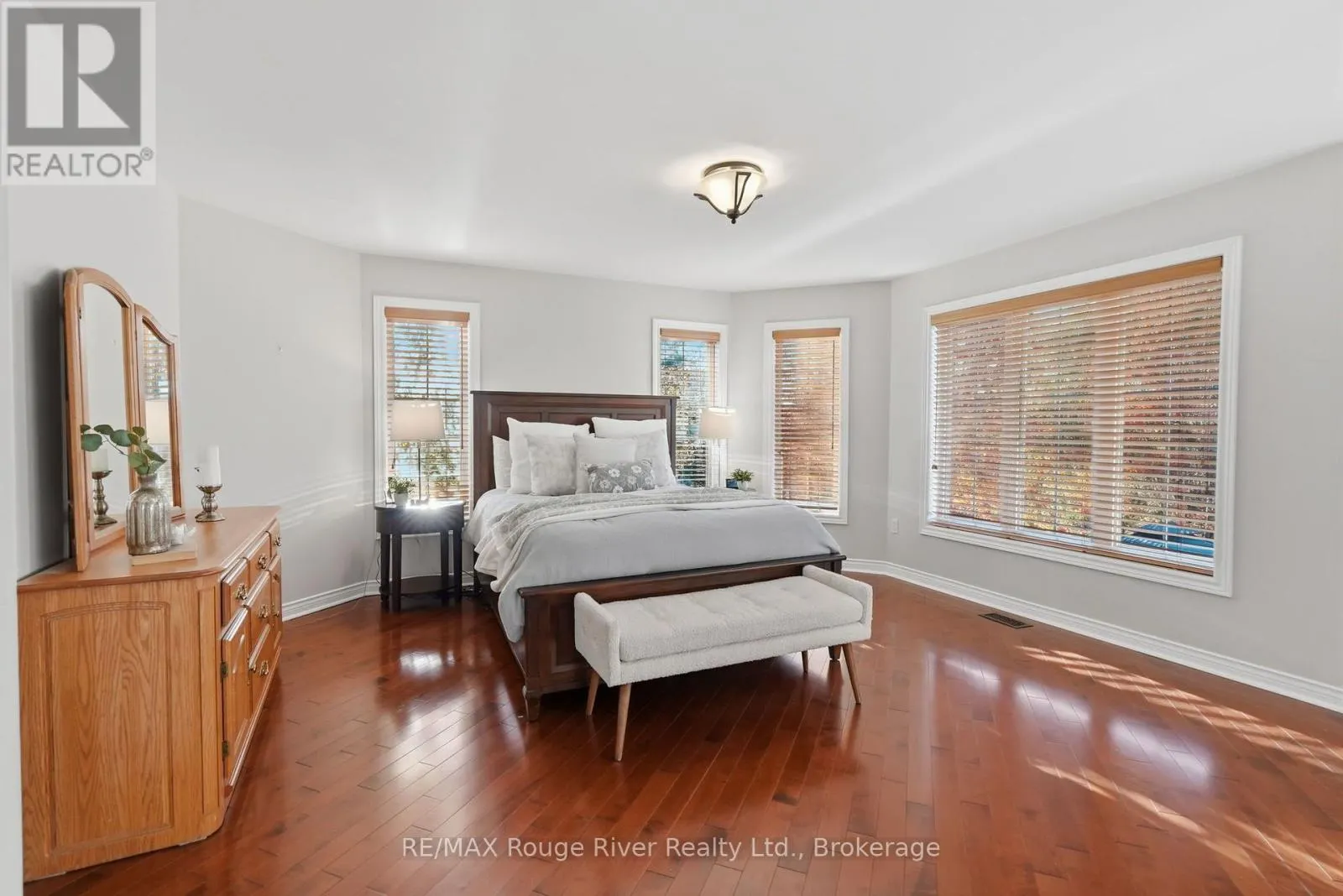 8 JESSIE COURT