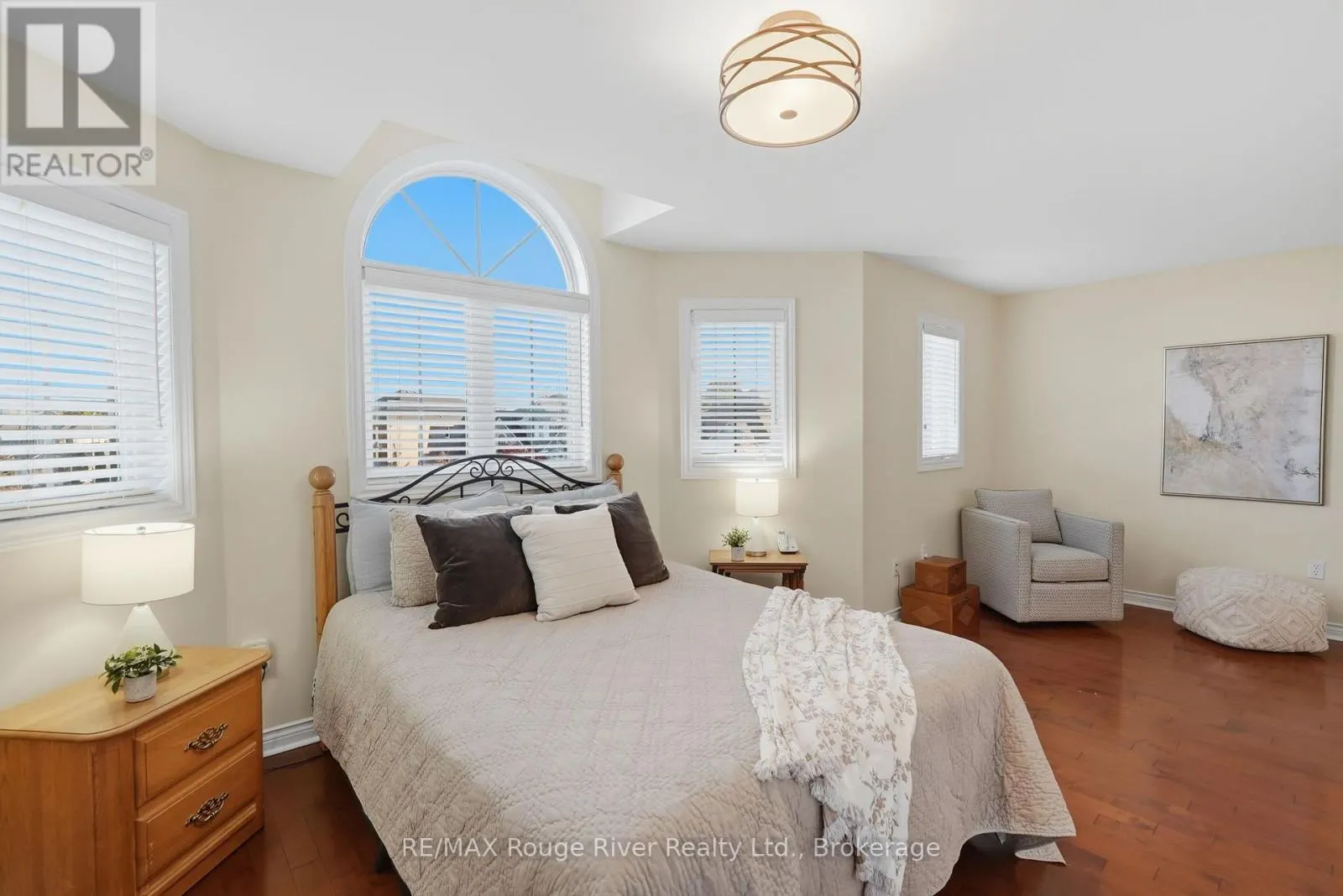 8 JESSIE COURT