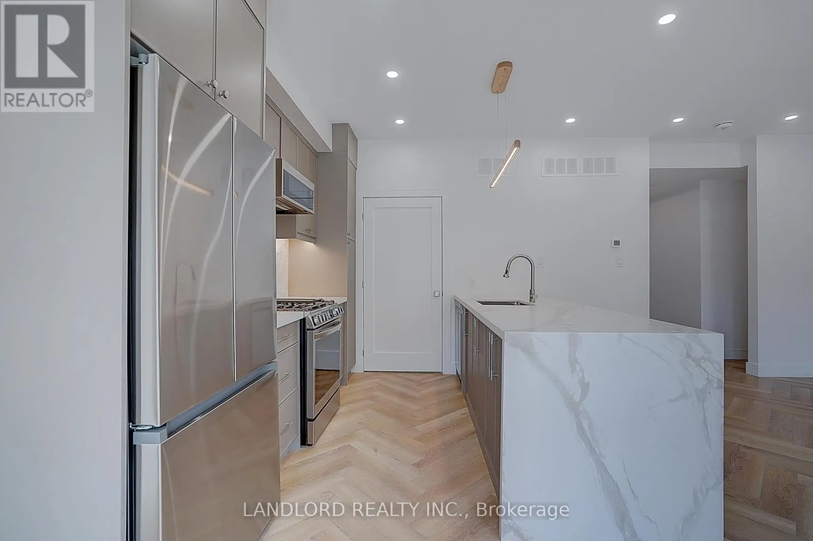 UNIT 1 - 1344 PAPE AVENUE