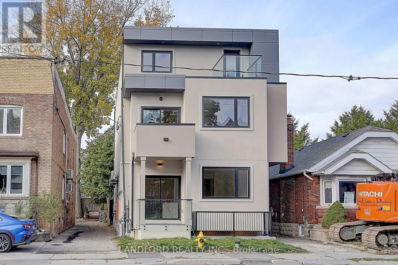 UNIT 1 - 1344 PAPE AVENUE