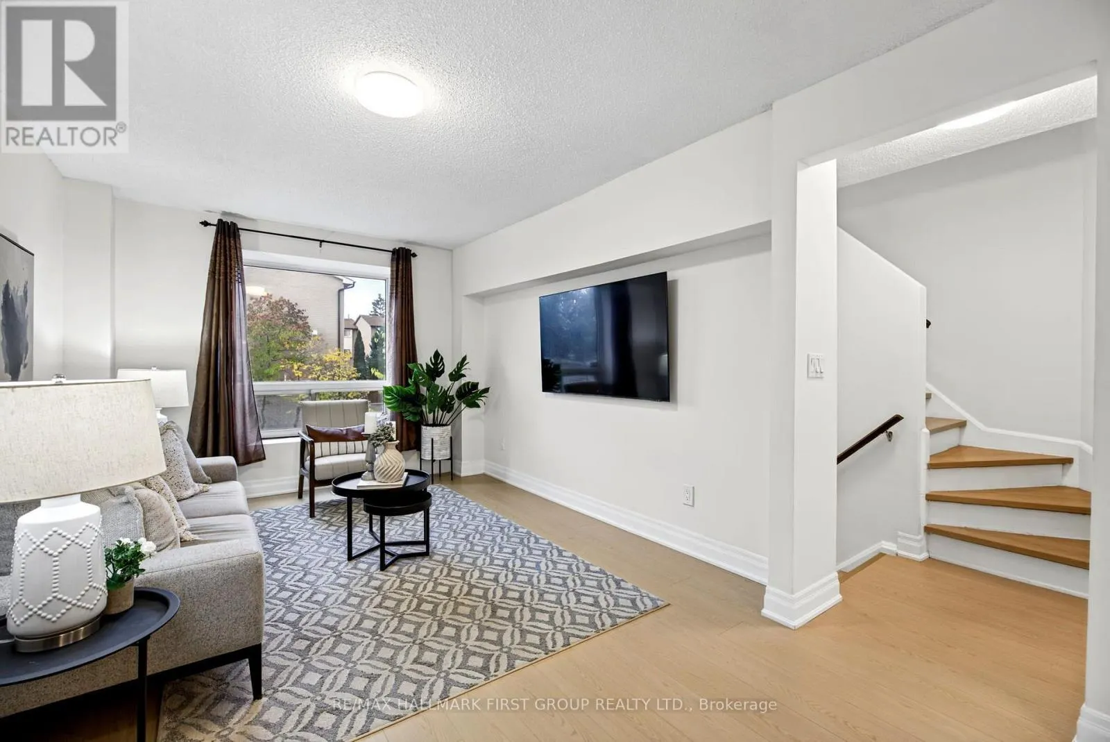 196 - 41 COLLINSGROVE ROAD