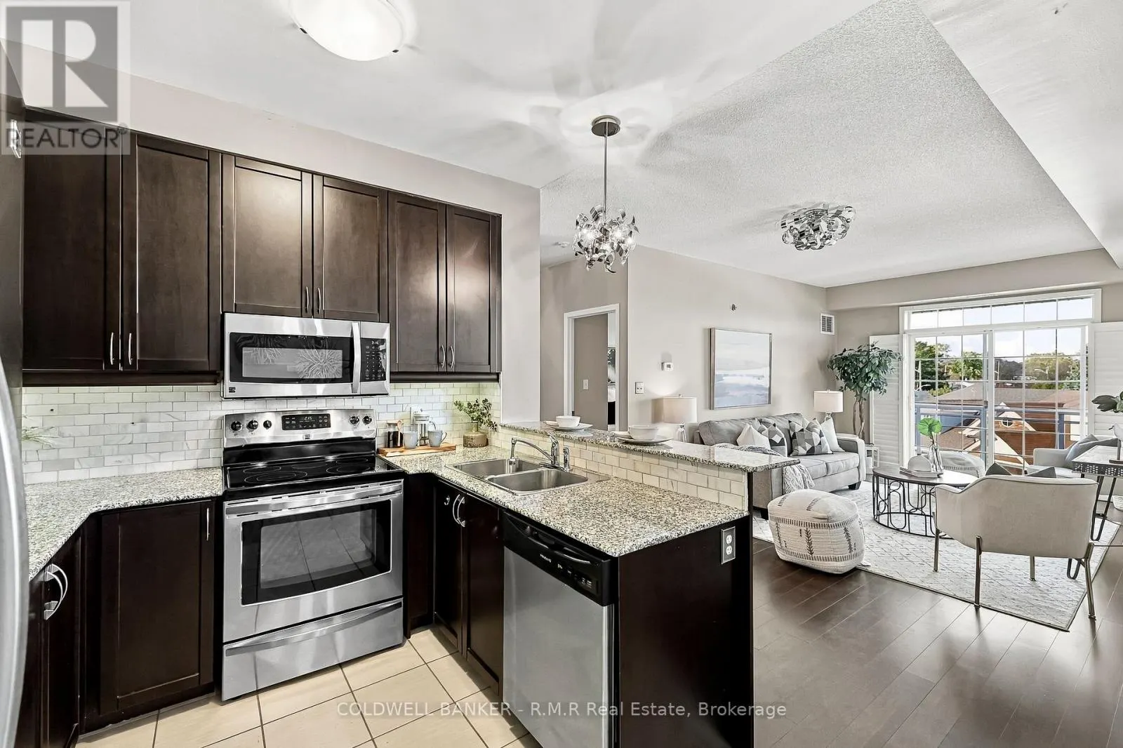 318 - 54 HARVEY JOHNSTON WAY #318