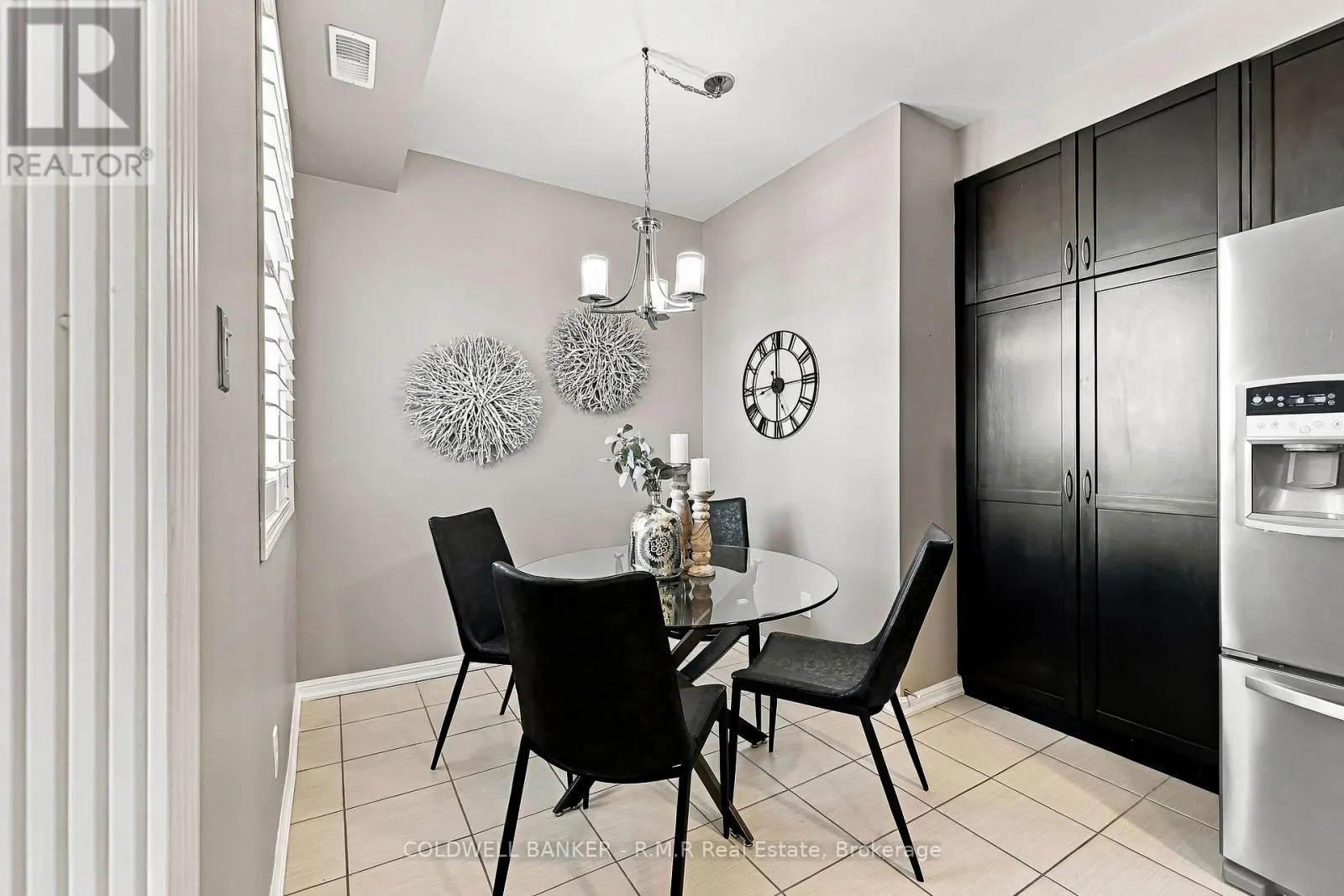 318 - 54 HARVEY JOHNSTON WAY #318