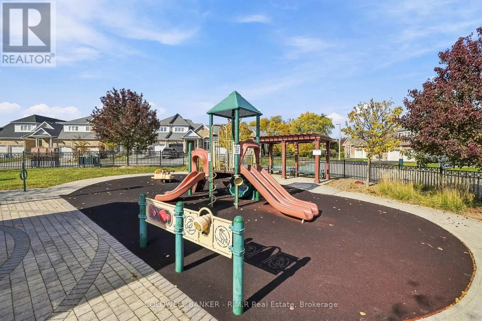 318 - 54 HARVEY JOHNSTON WAY #318
