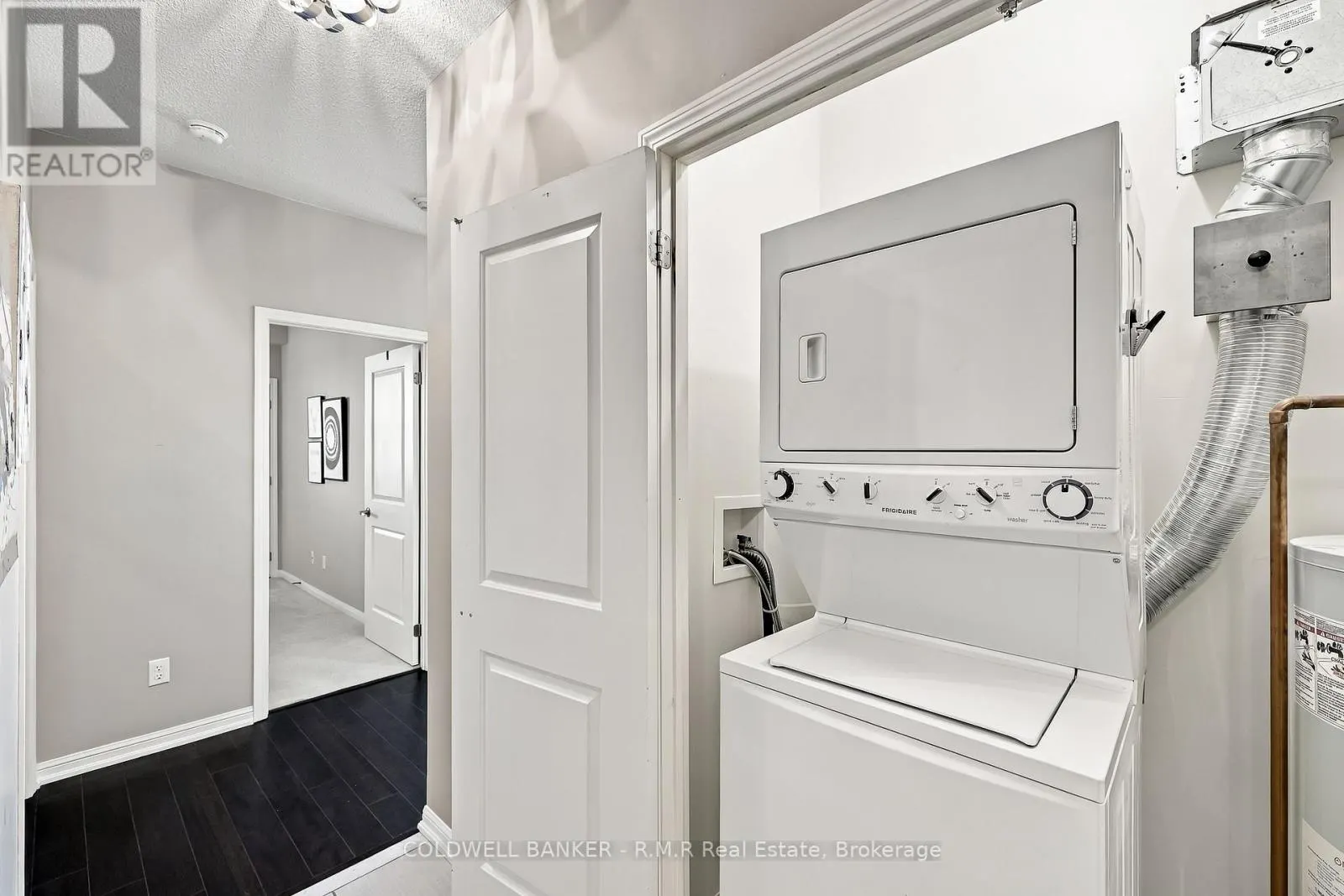 318 - 54 HARVEY JOHNSTON WAY #318