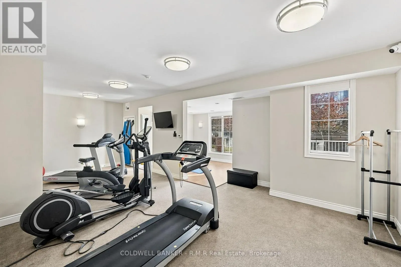 318 - 54 HARVEY JOHNSTON WAY #318