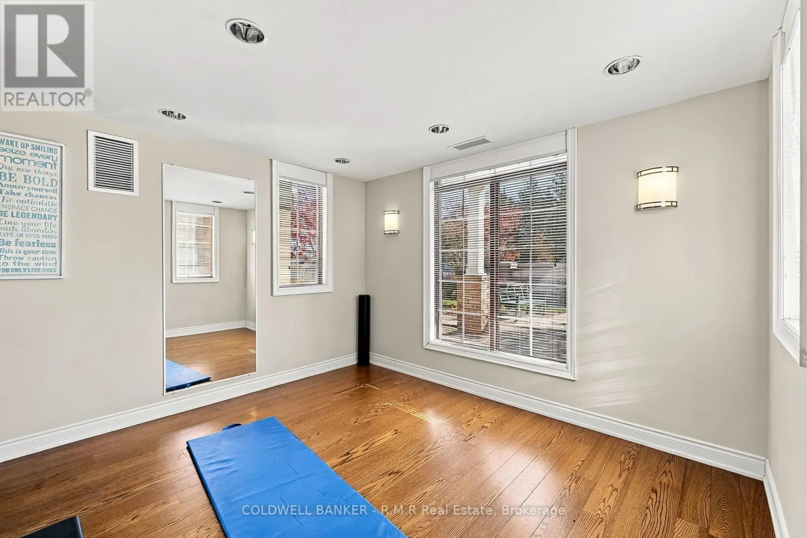 318 - 54 HARVEY JOHNSTON WAY #318