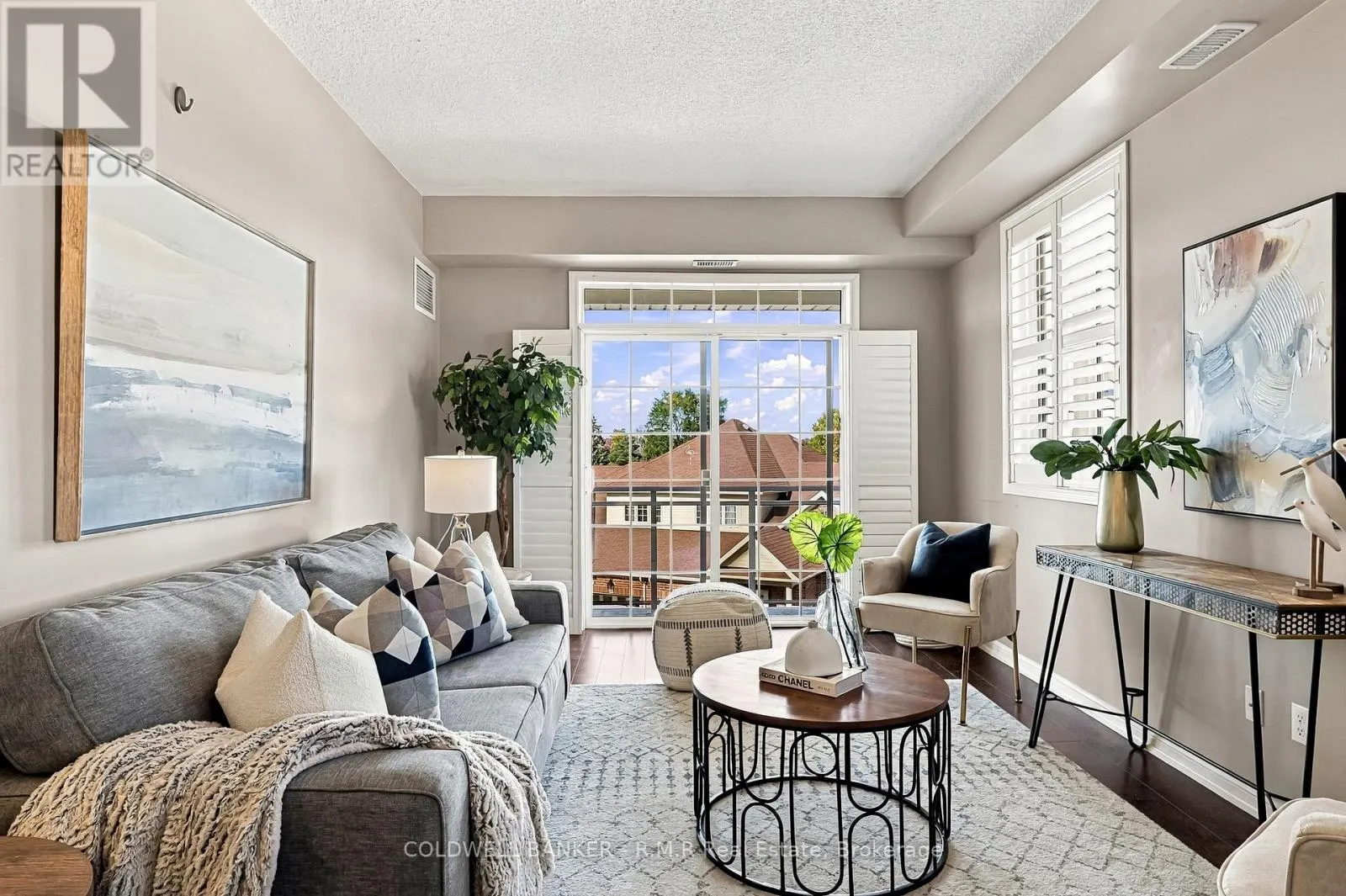 318 - 54 HARVEY JOHNSTON WAY #318