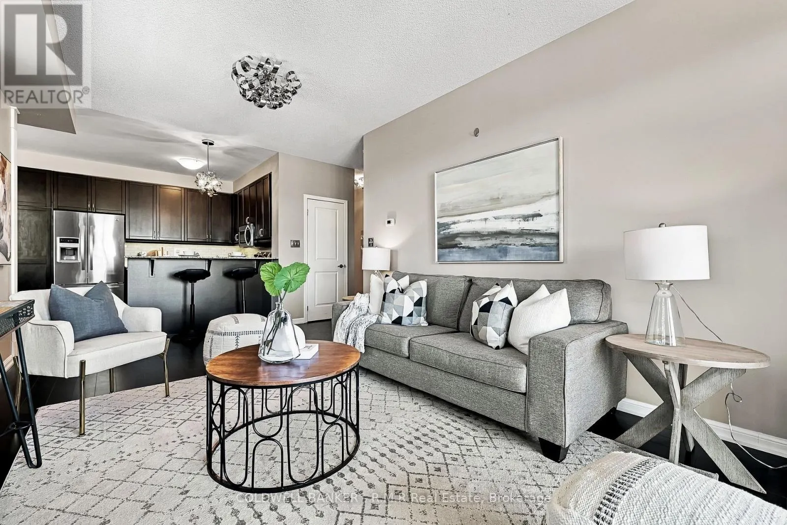 318 - 54 HARVEY JOHNSTON WAY #318