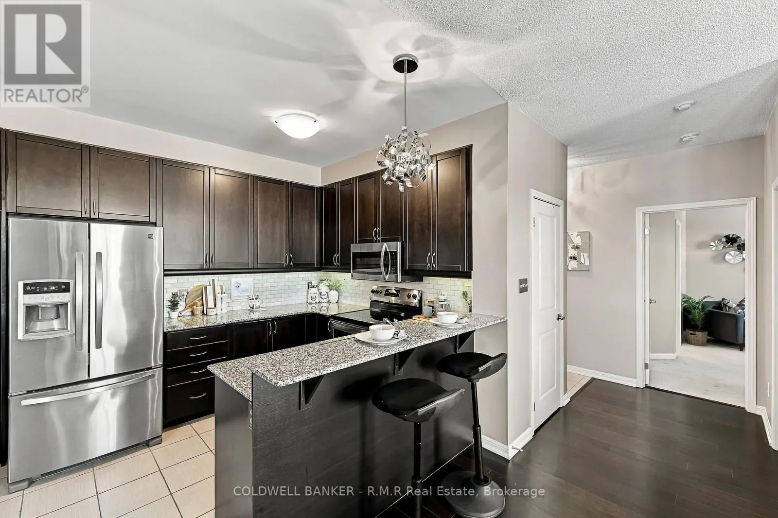 318 - 54 HARVEY JOHNSTON WAY #318