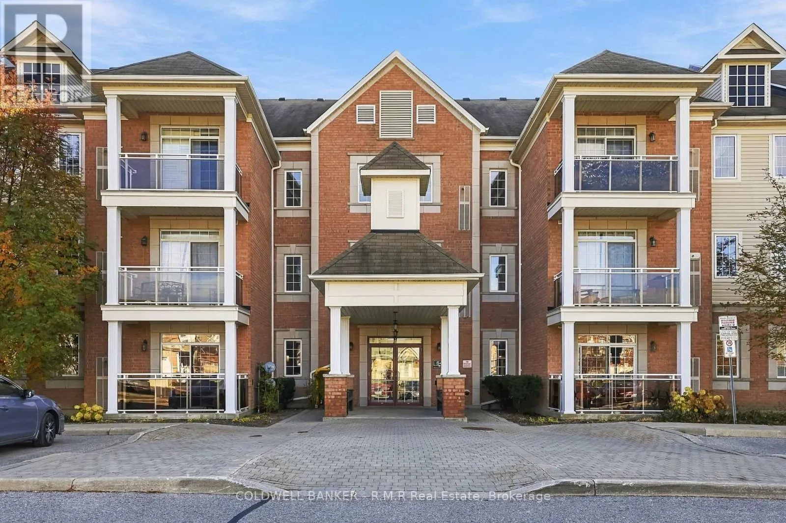 318 - 54 HARVEY JOHNSTON WAY #318