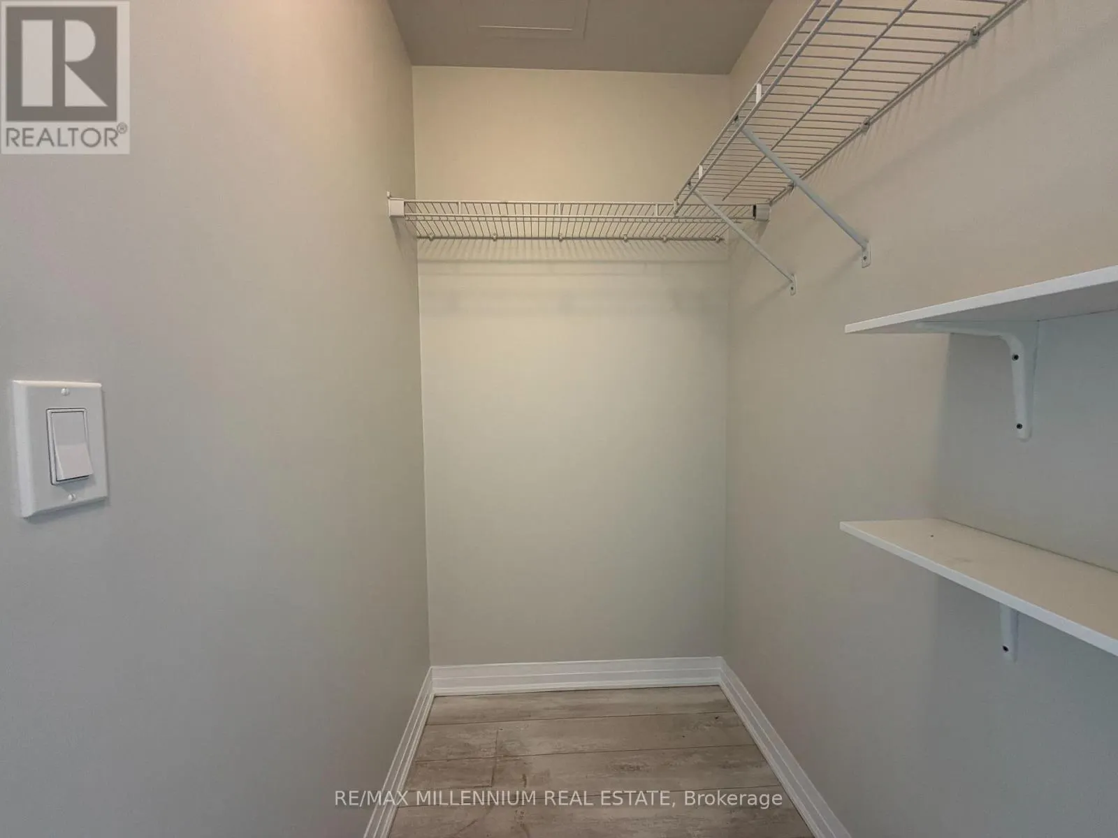 608 - 1630 QUEEN STREET E