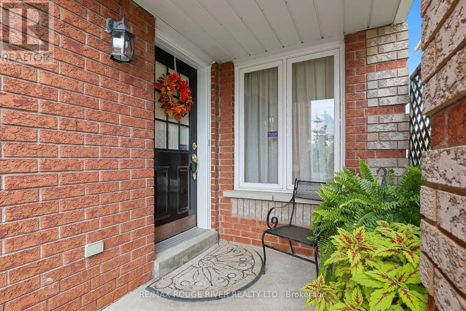 1543 OTONABEE DRIVE