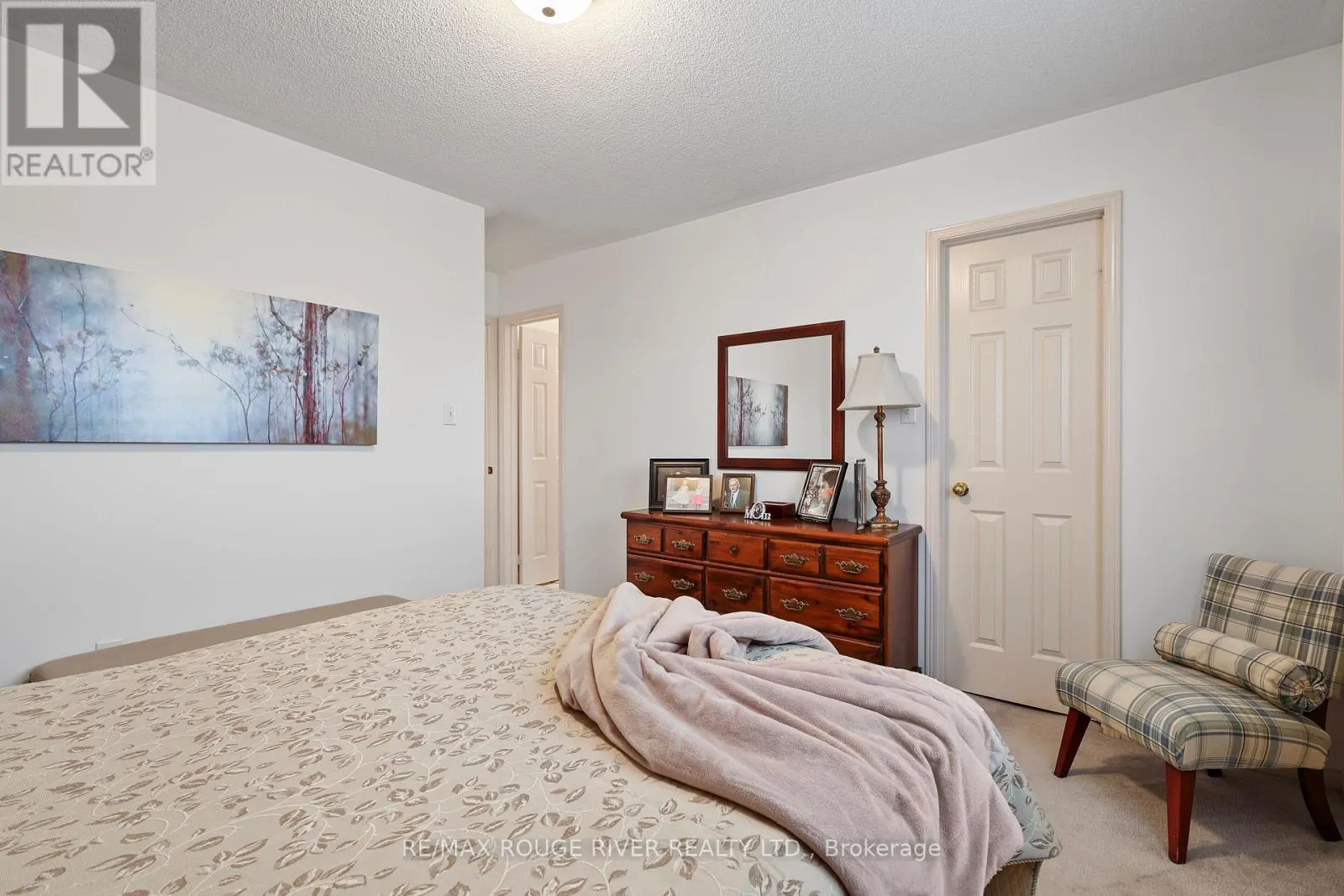 1543 OTONABEE DRIVE
