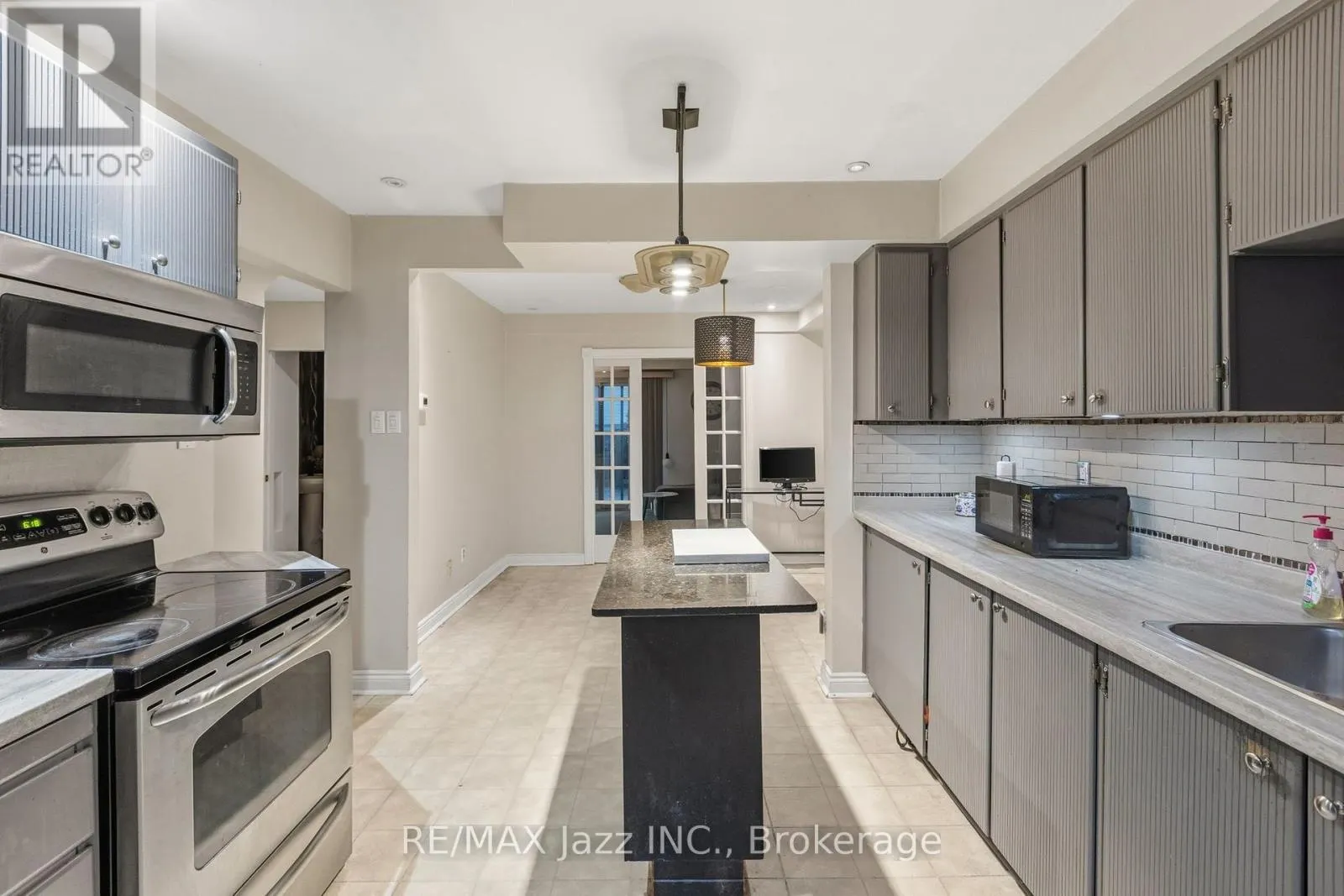 724 GALAHAD DRIVE