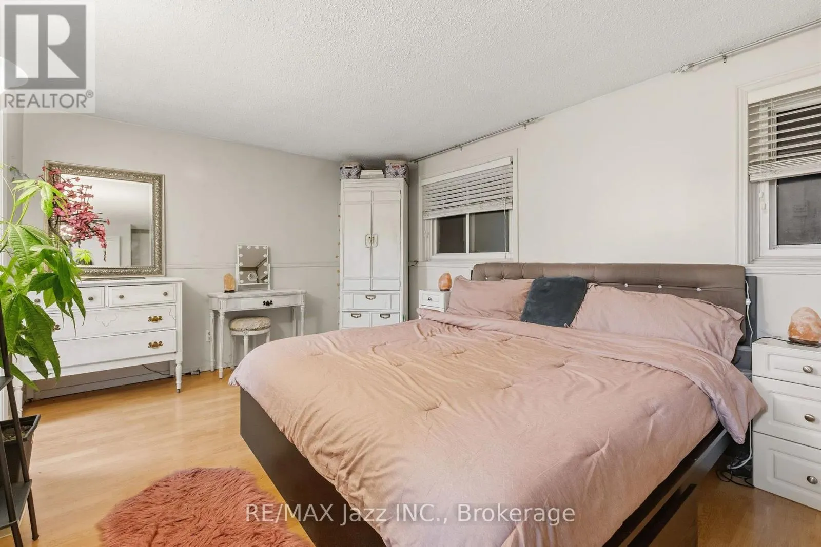 724 GALAHAD DRIVE