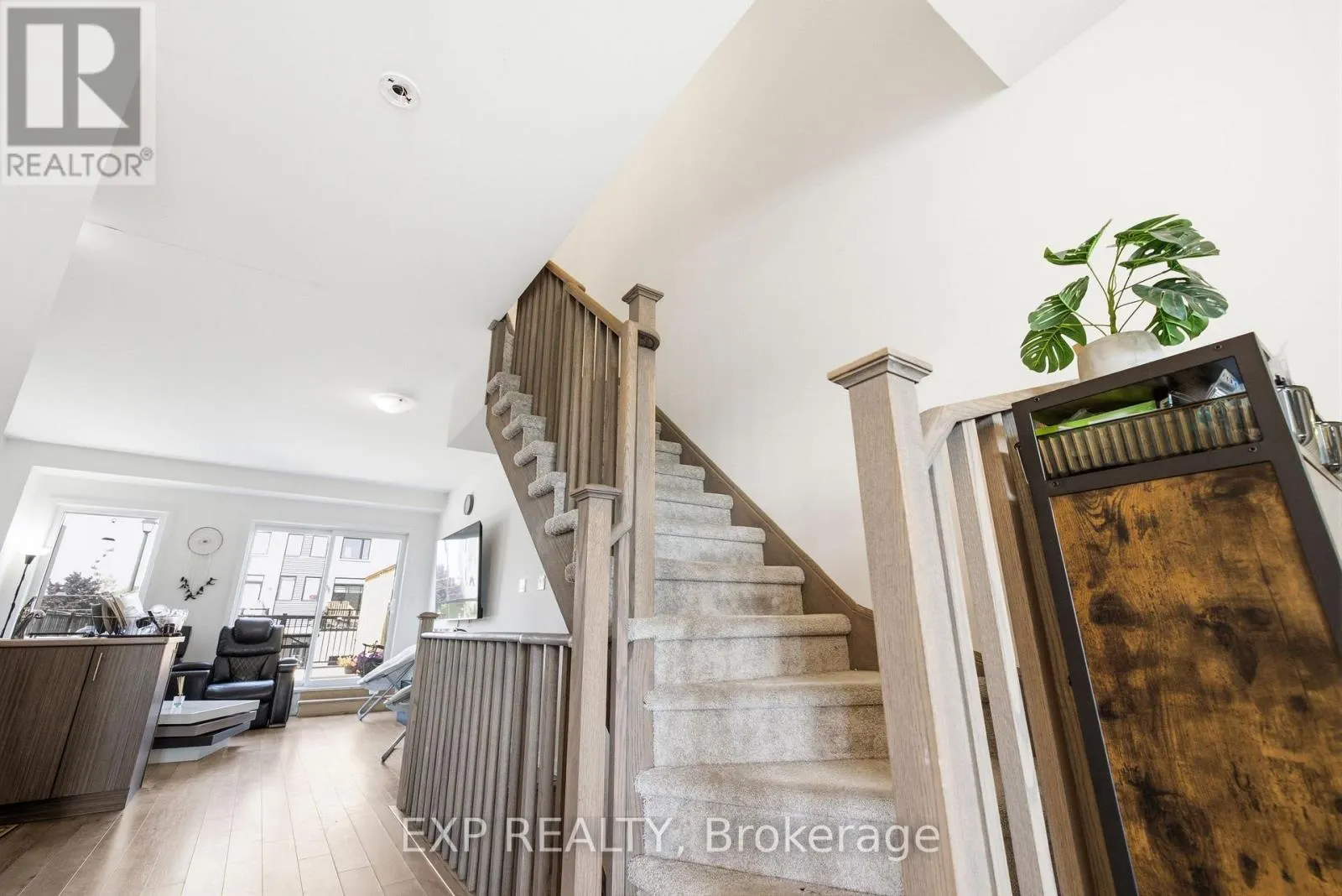 46 BATESON STREET