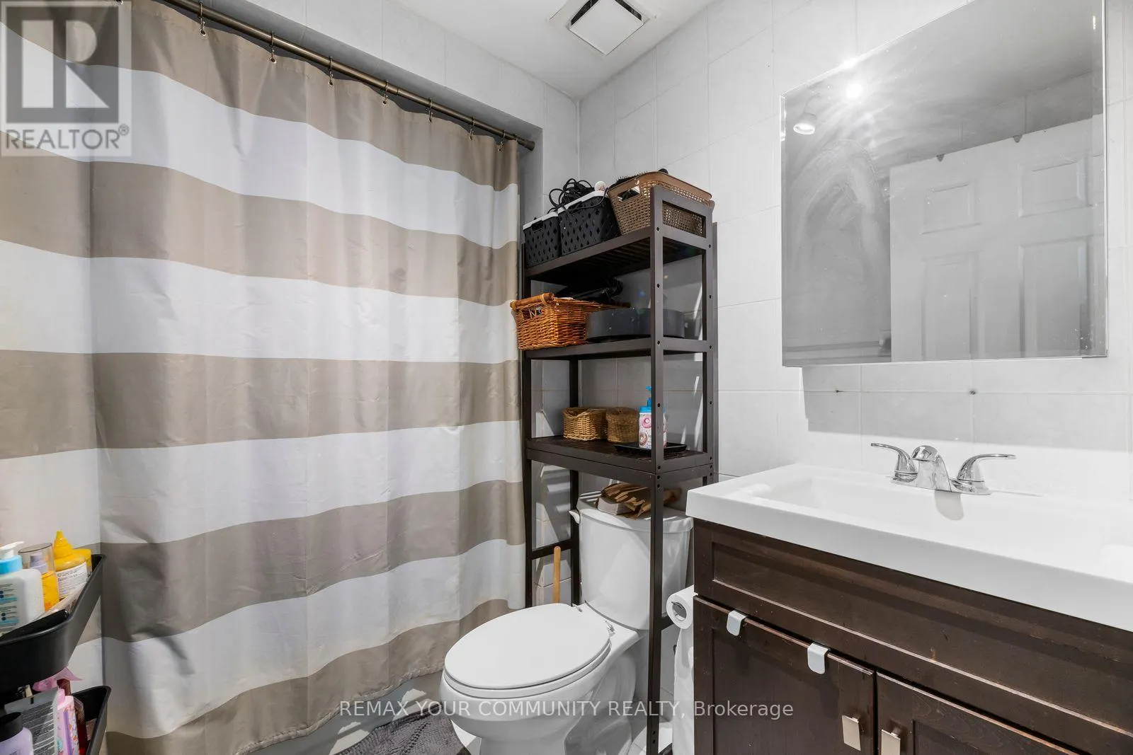 2382 ANNAN WOODS DRIVE
