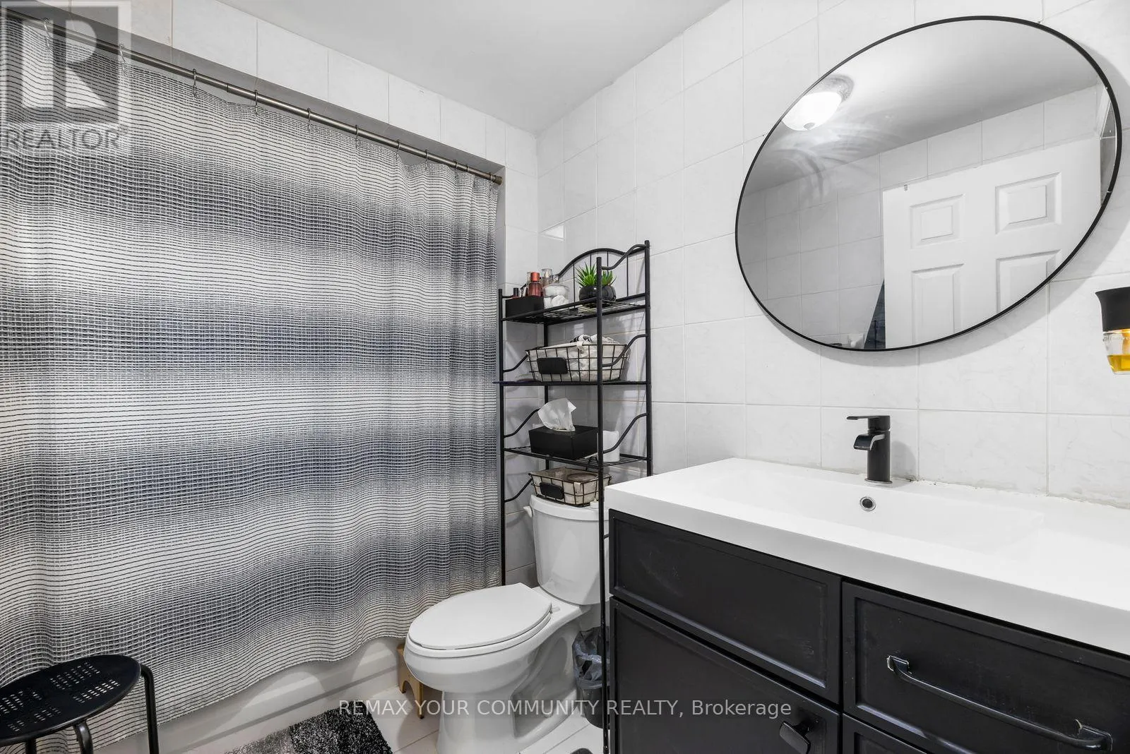 2382 ANNAN WOODS DRIVE