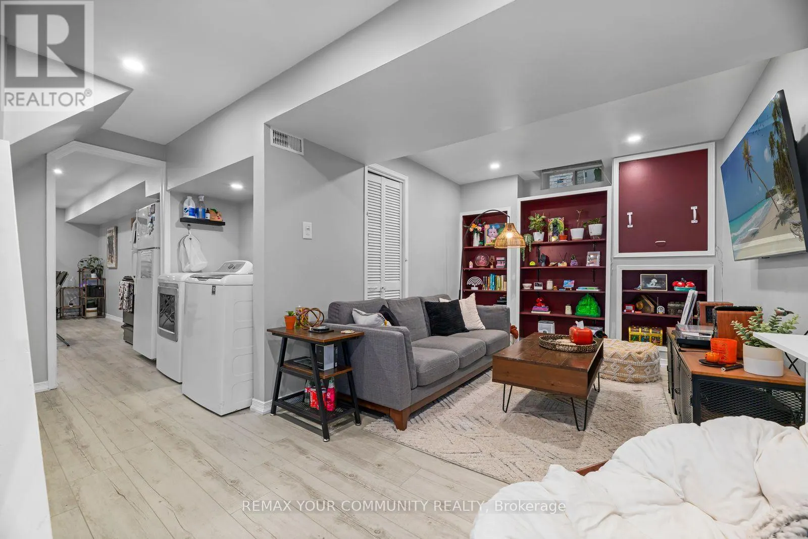 2382 ANNAN WOODS DRIVE
