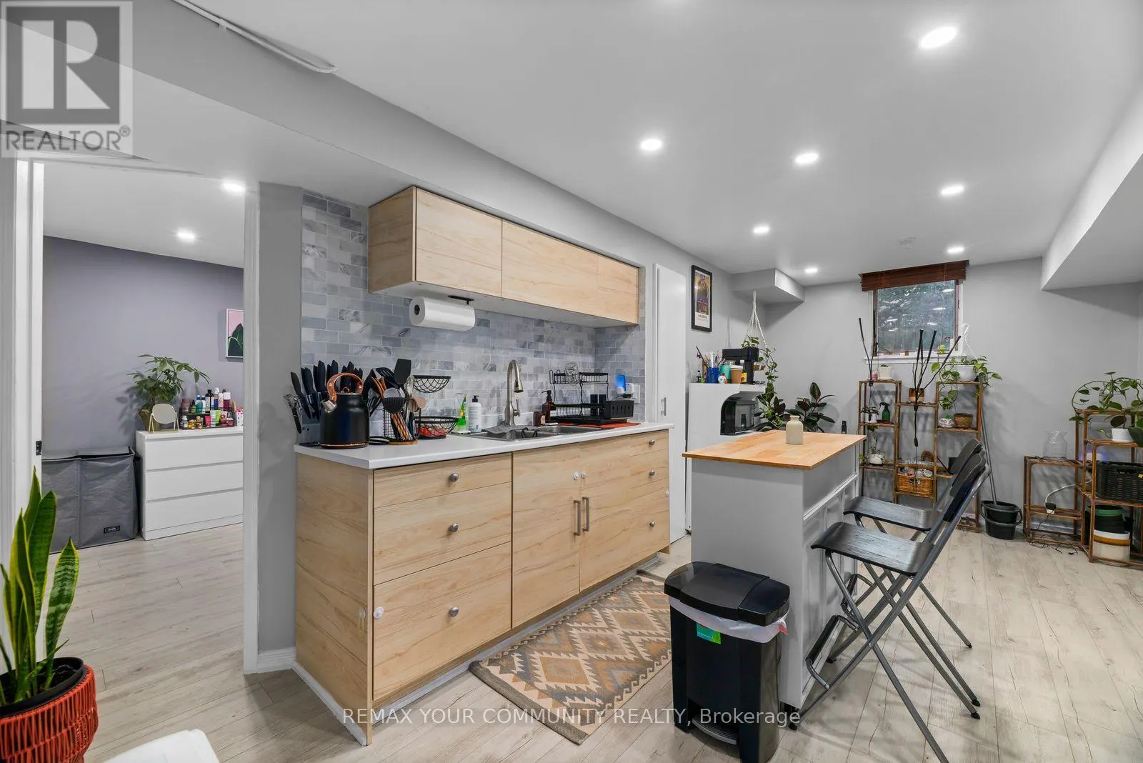2382 ANNAN WOODS DRIVE