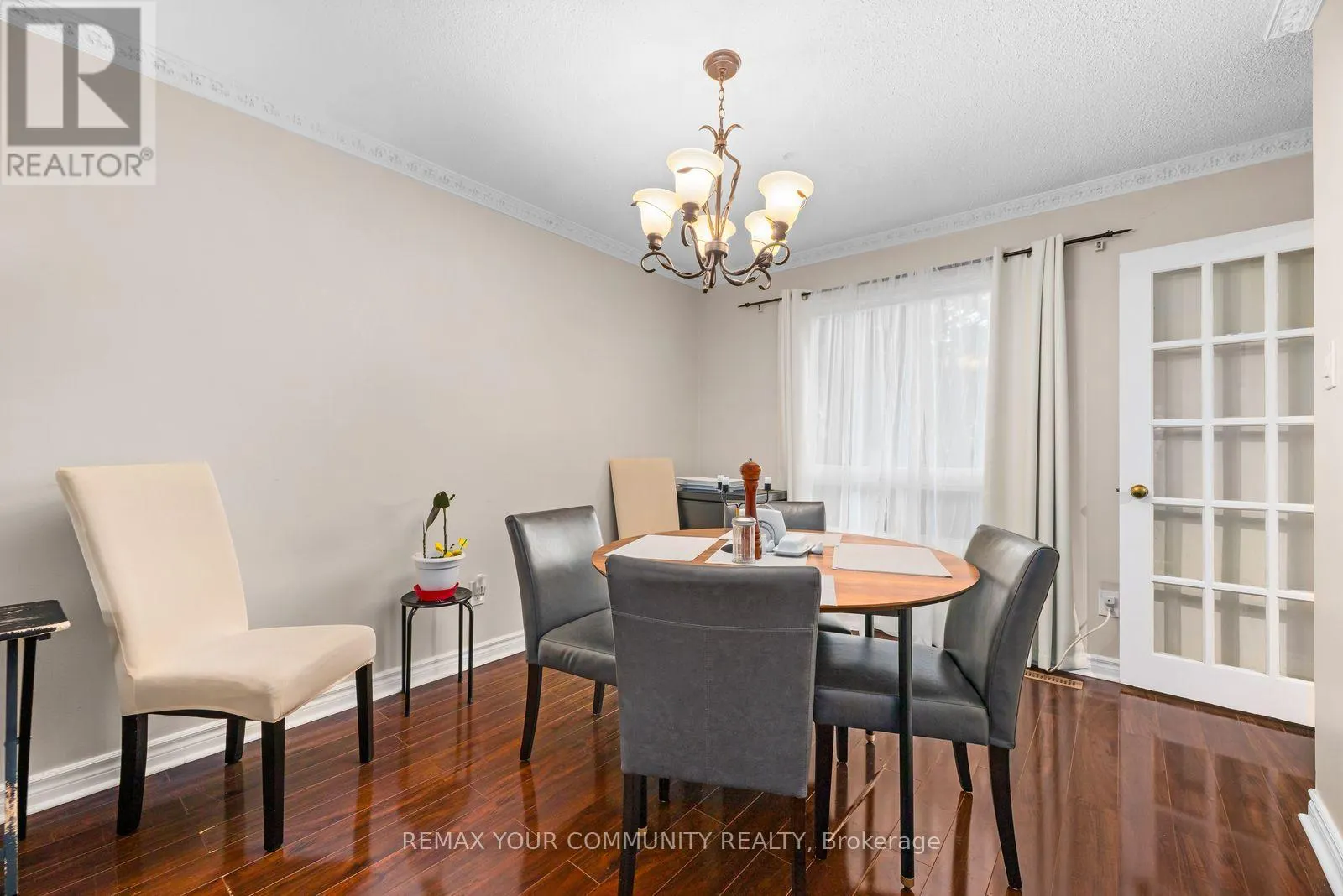 2382 ANNAN WOODS DRIVE