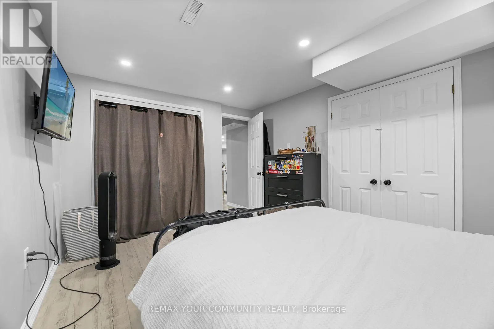 2382 ANNAN WOODS DRIVE