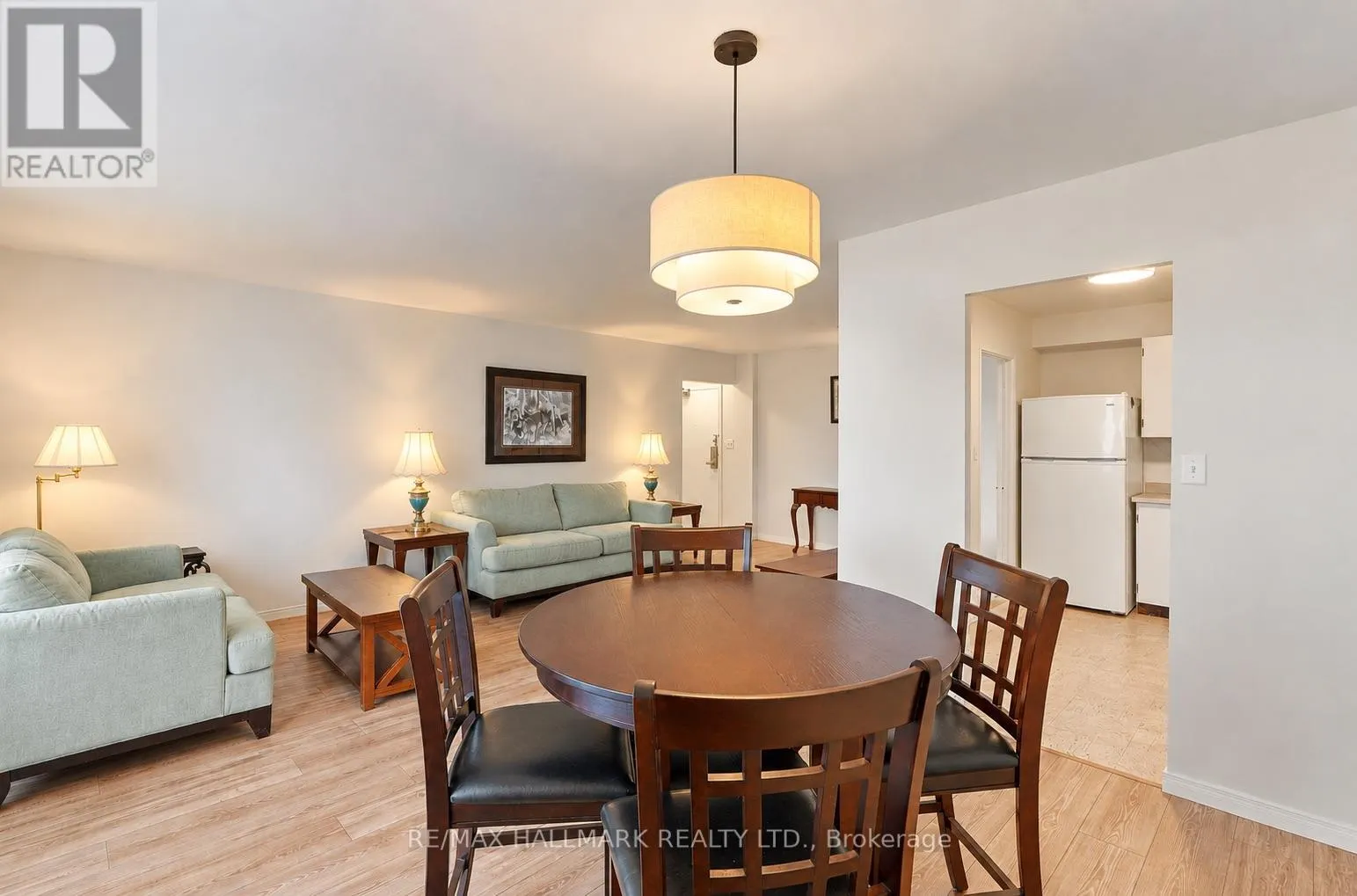 1419 - 1 MASSEY SQUARE
