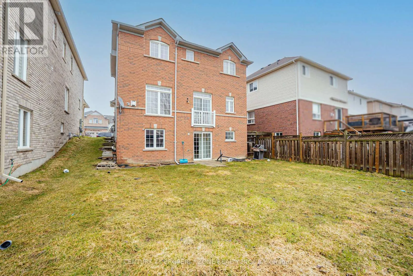 804 ORMOND DRIVE