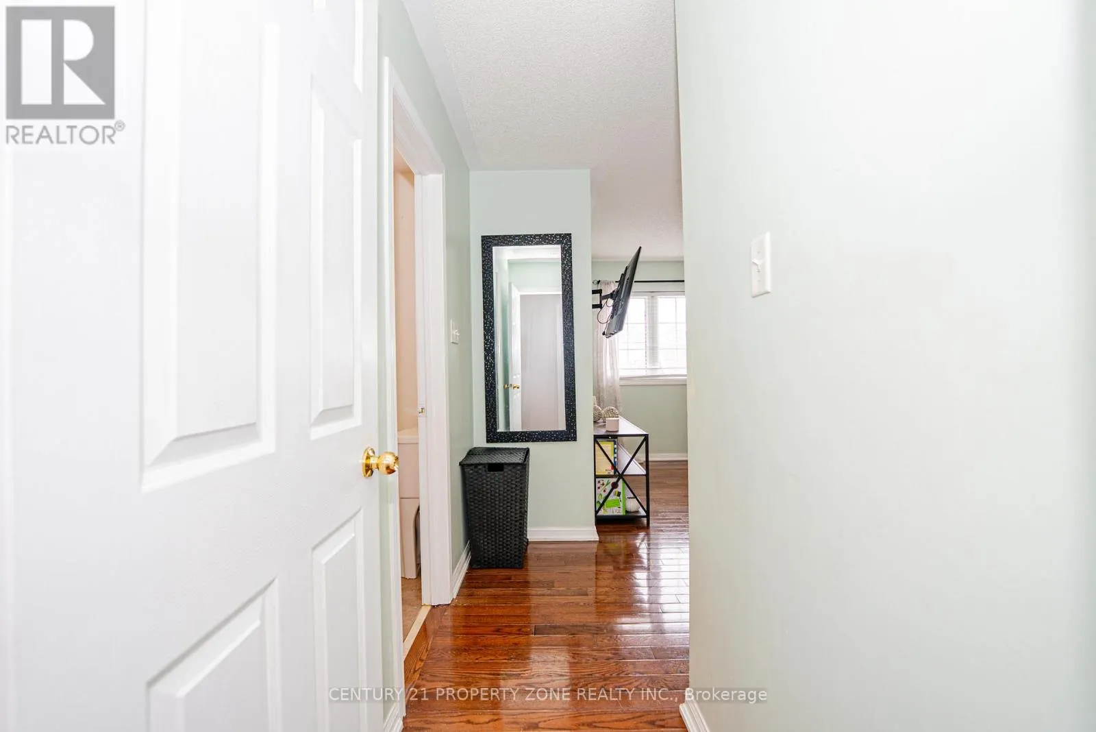 804 ORMOND DRIVE