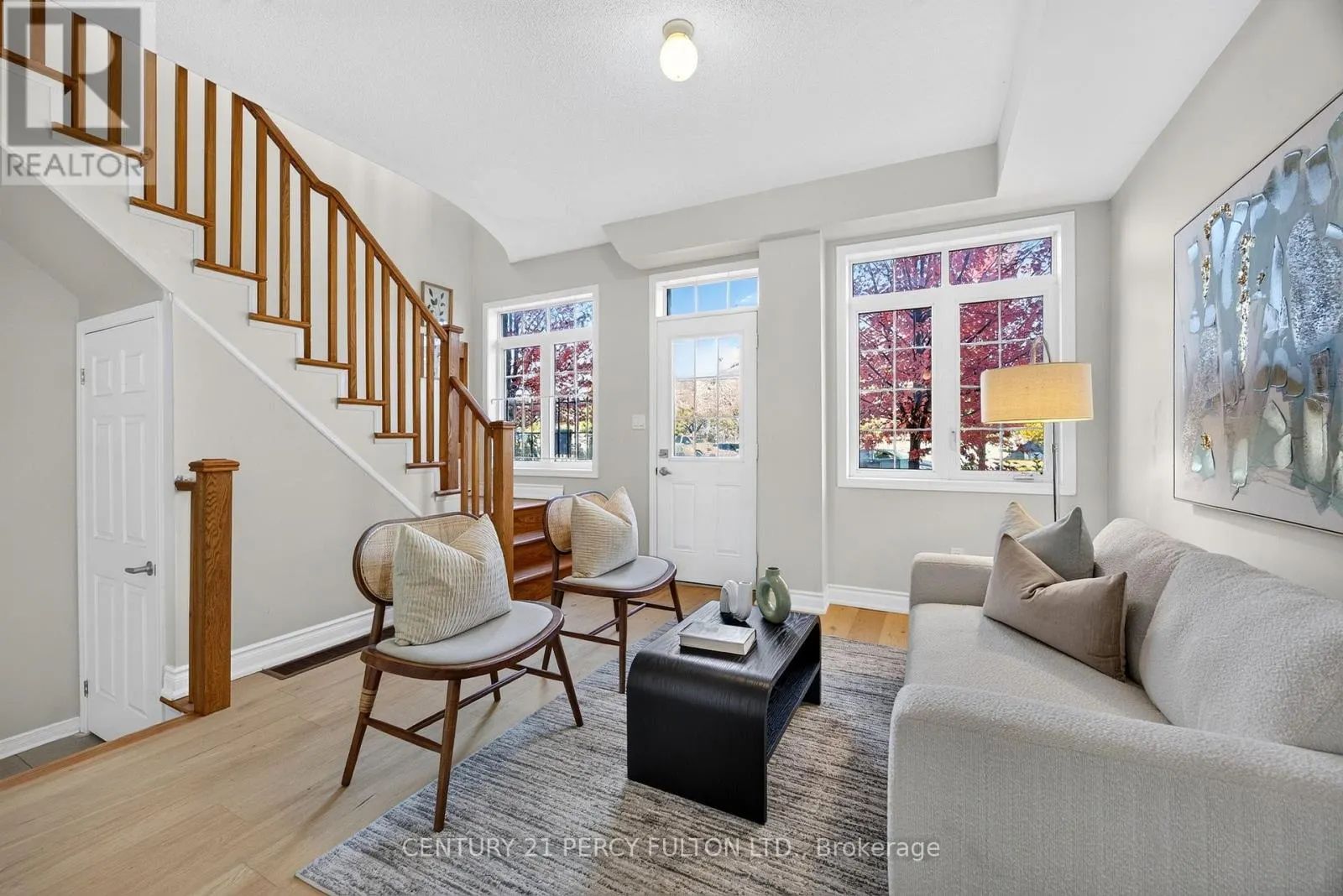 58 HARWOOD AVENUE N