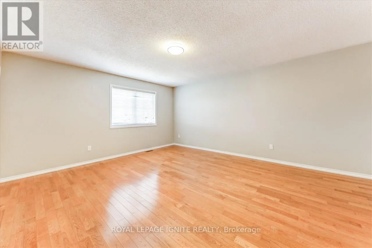 32 TANSLEY CRESCENT