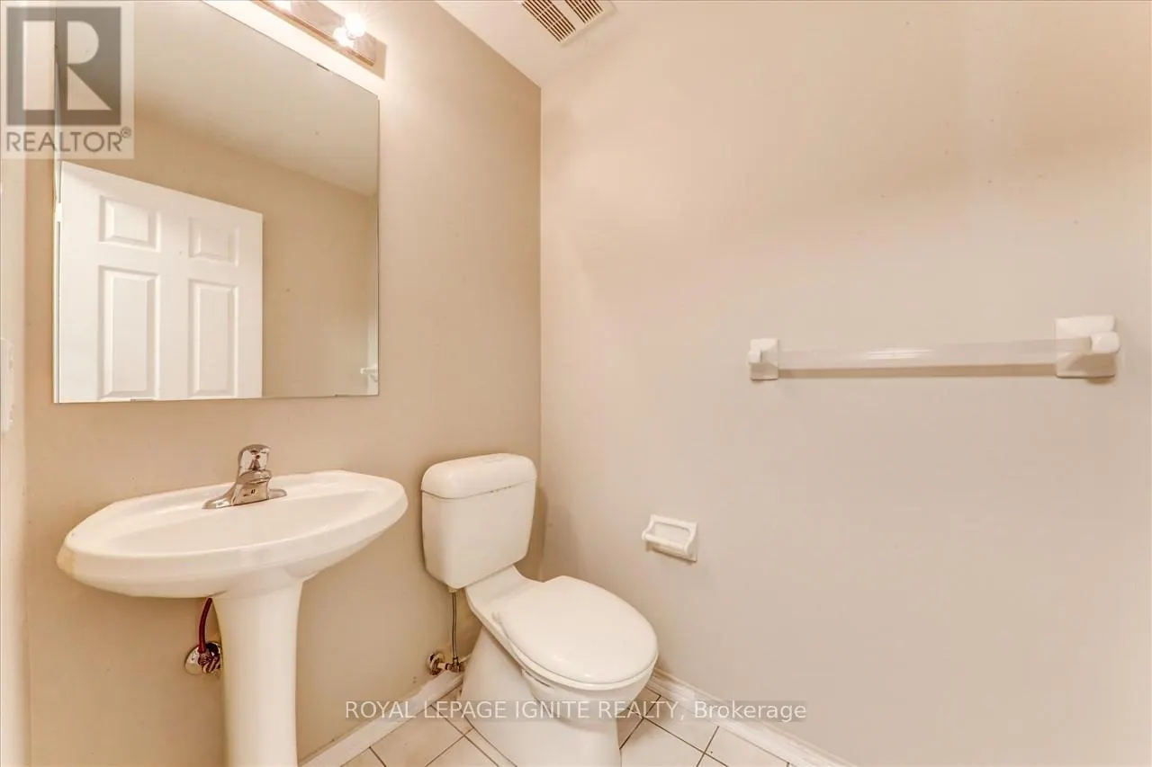 32 TANSLEY CRESCENT