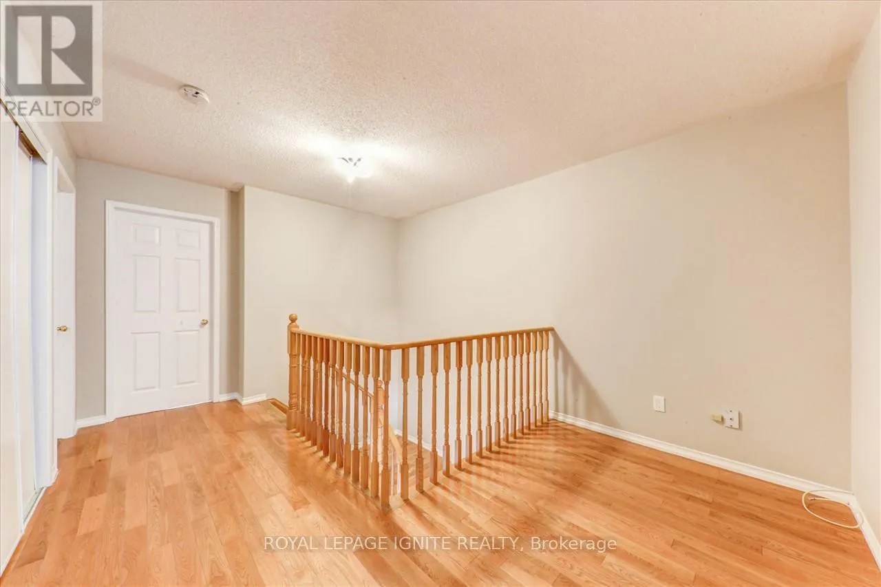 32 TANSLEY CRESCENT