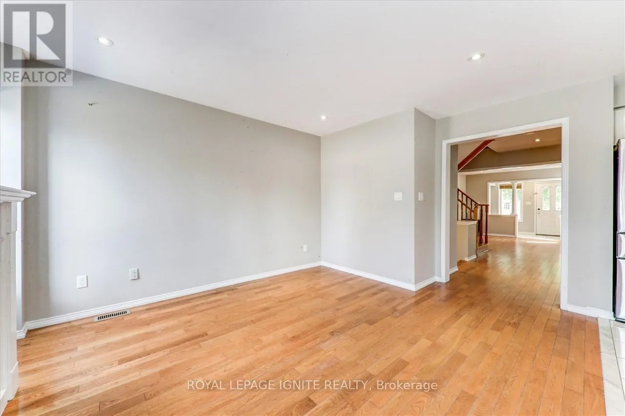 32 TANSLEY CRESCENT