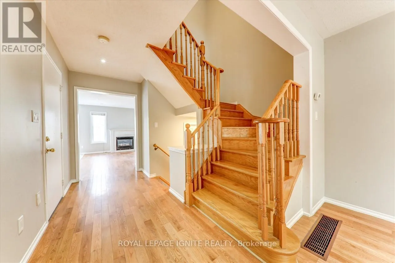 32 TANSLEY CRESCENT