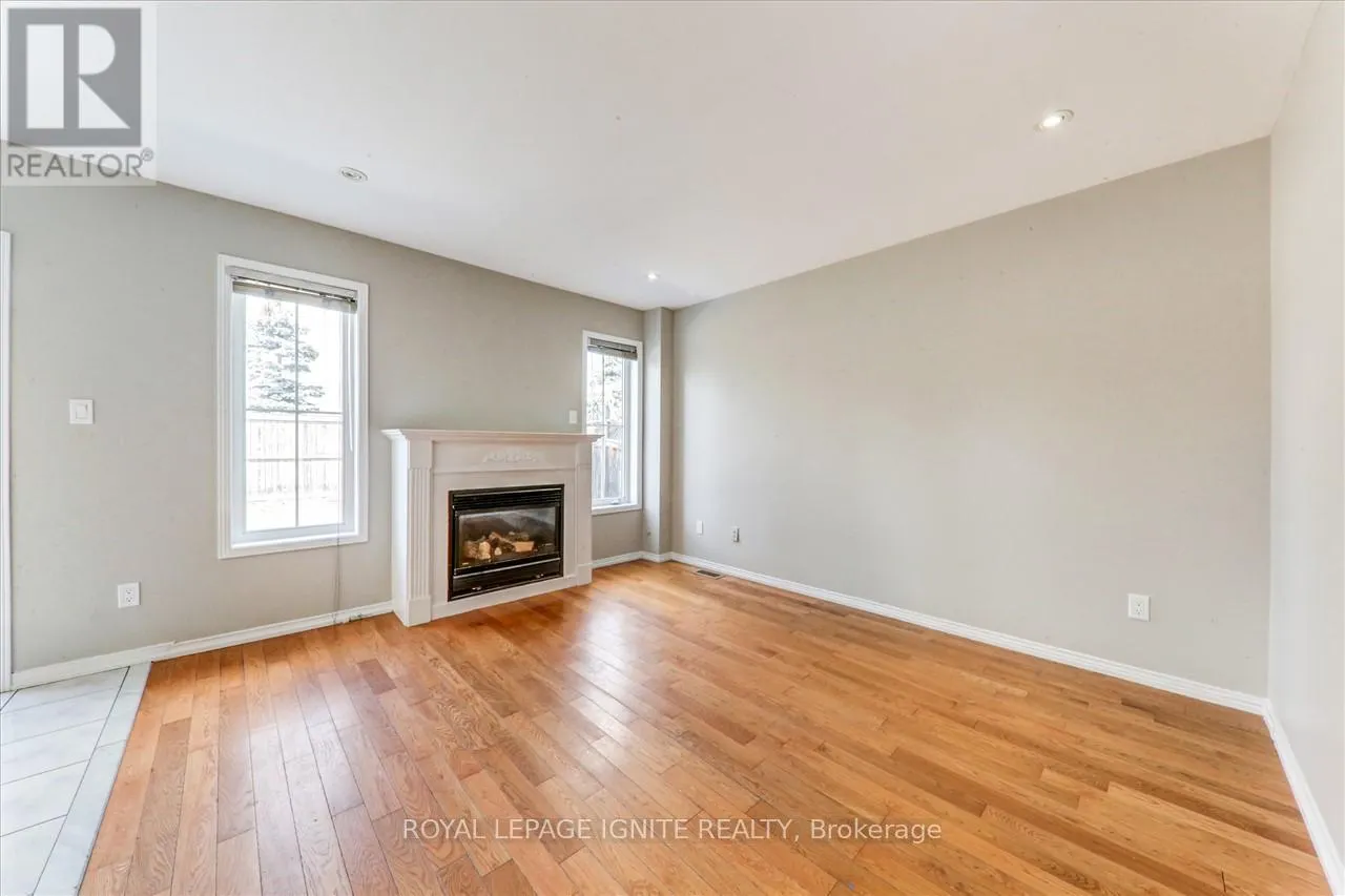 32 TANSLEY CRESCENT