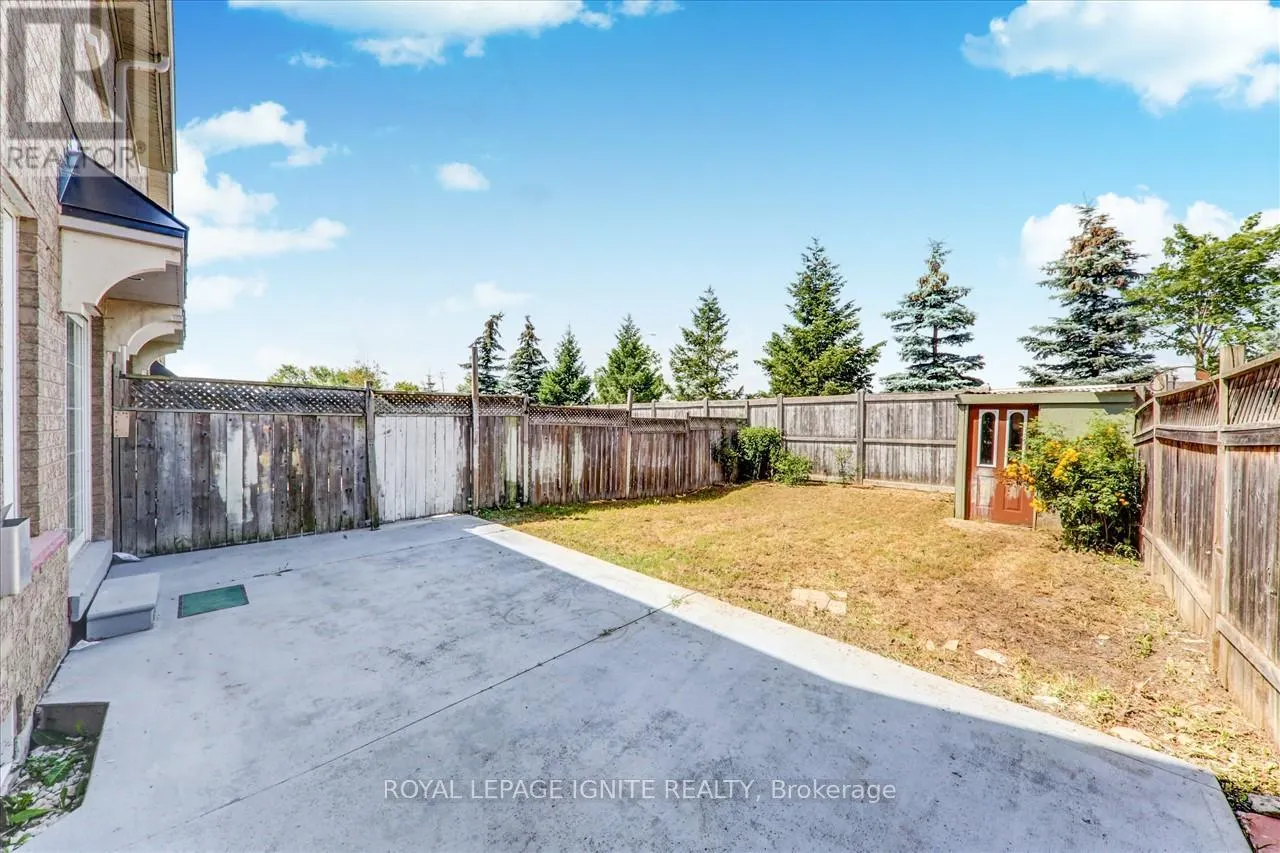 32 TANSLEY CRESCENT