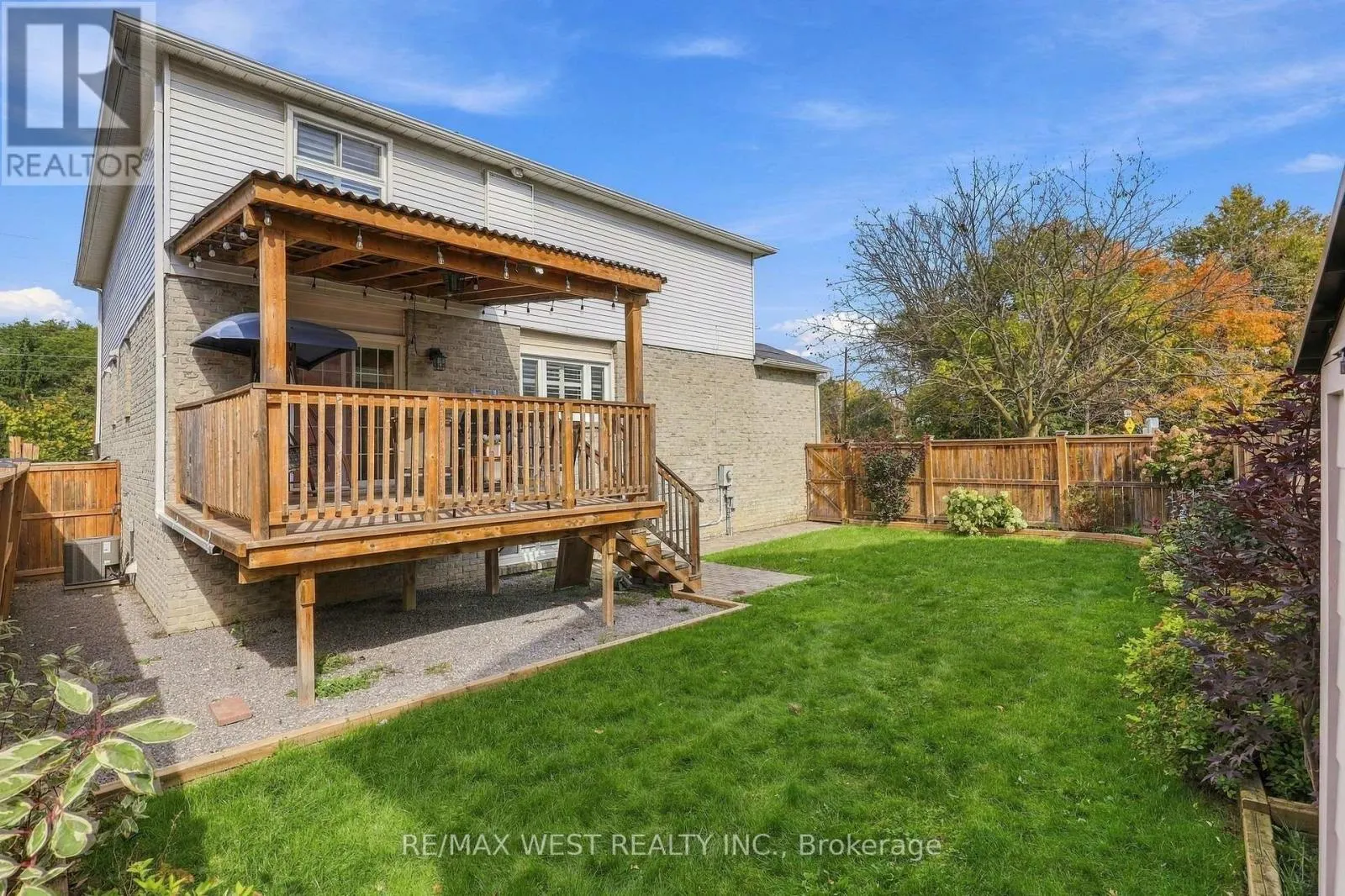 12 WAVERLY STREET S