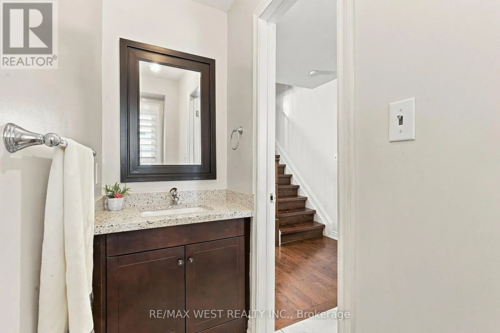 12 WAVERLY STREET S