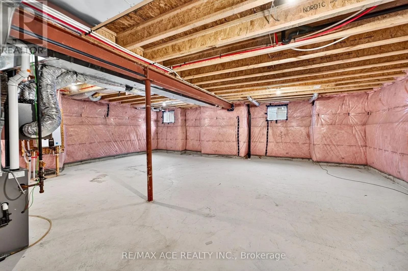 1408 MOCKINGBIRD SQUARE