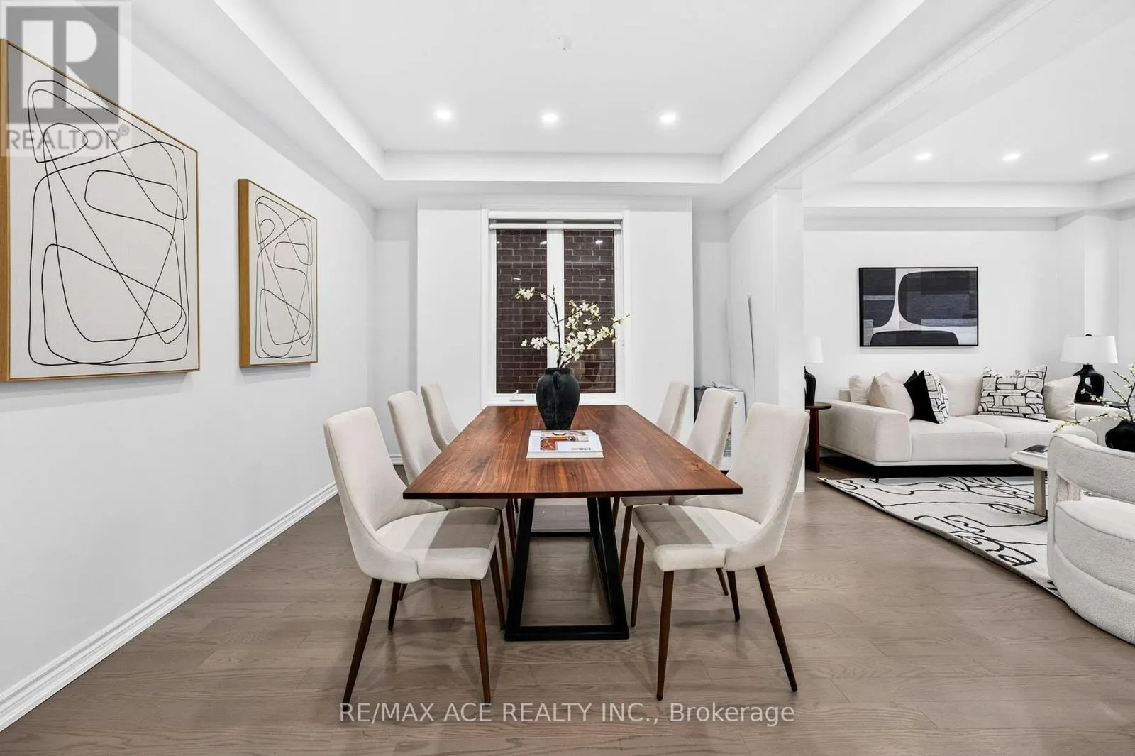 1408 MOCKINGBIRD SQUARE