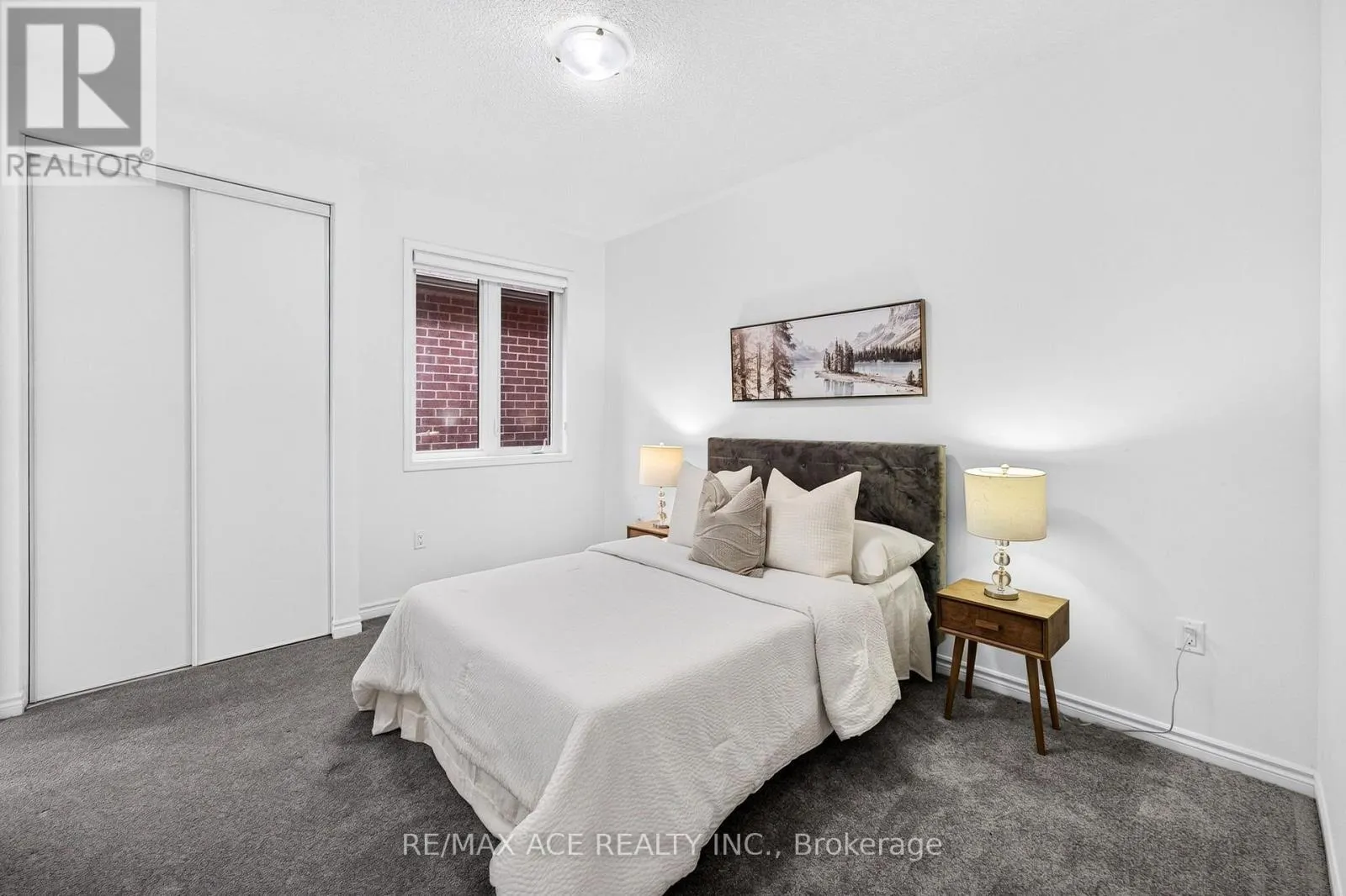 1408 MOCKINGBIRD SQUARE
